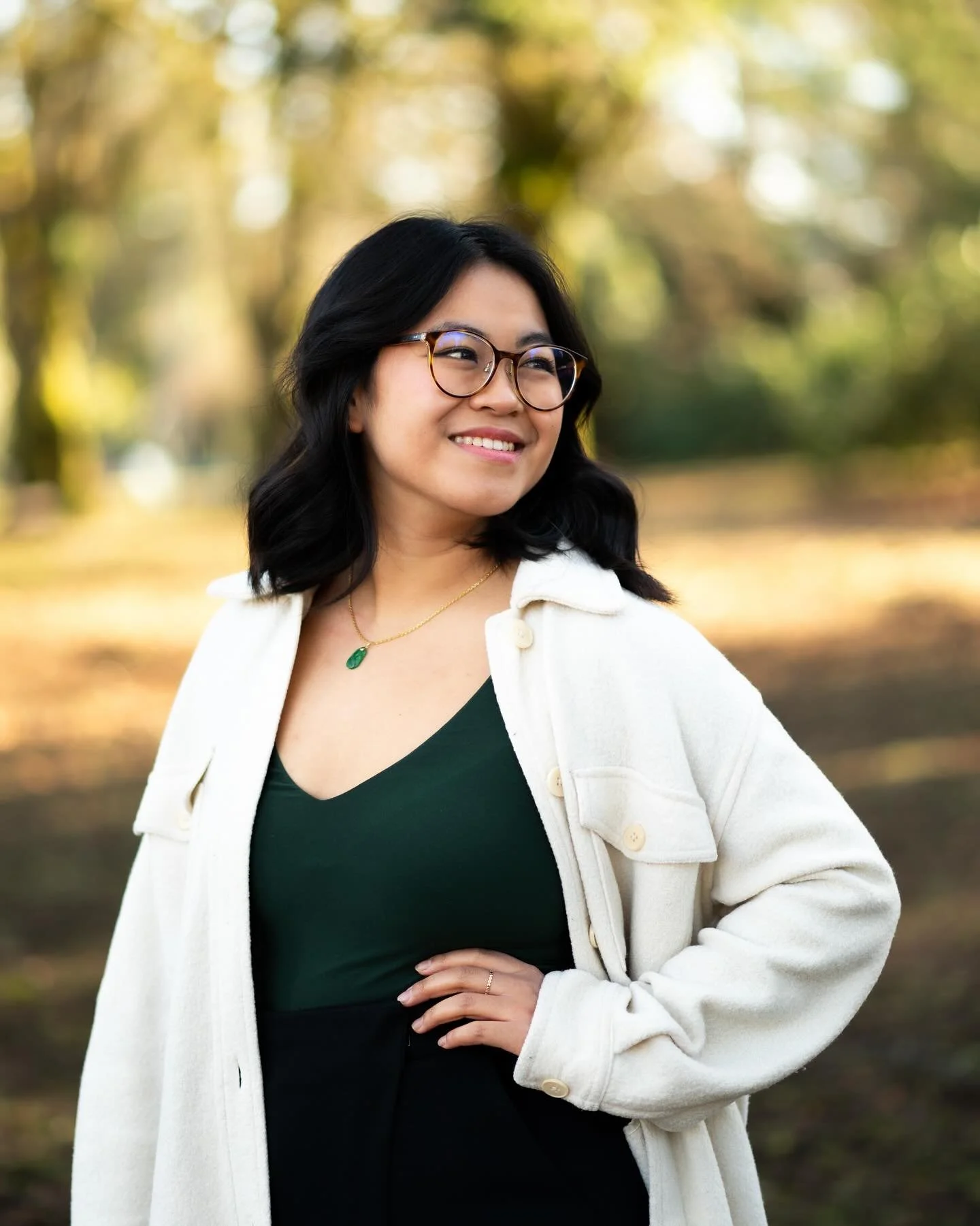Playing around with a new camera is more fun when your roommate is this photogenic! This sun has me so excited for spring shoots ☀️
.
#photography #photoshoot #photographer #universitychoir #portraitphotography #portraitphotographer #choralsinging #m