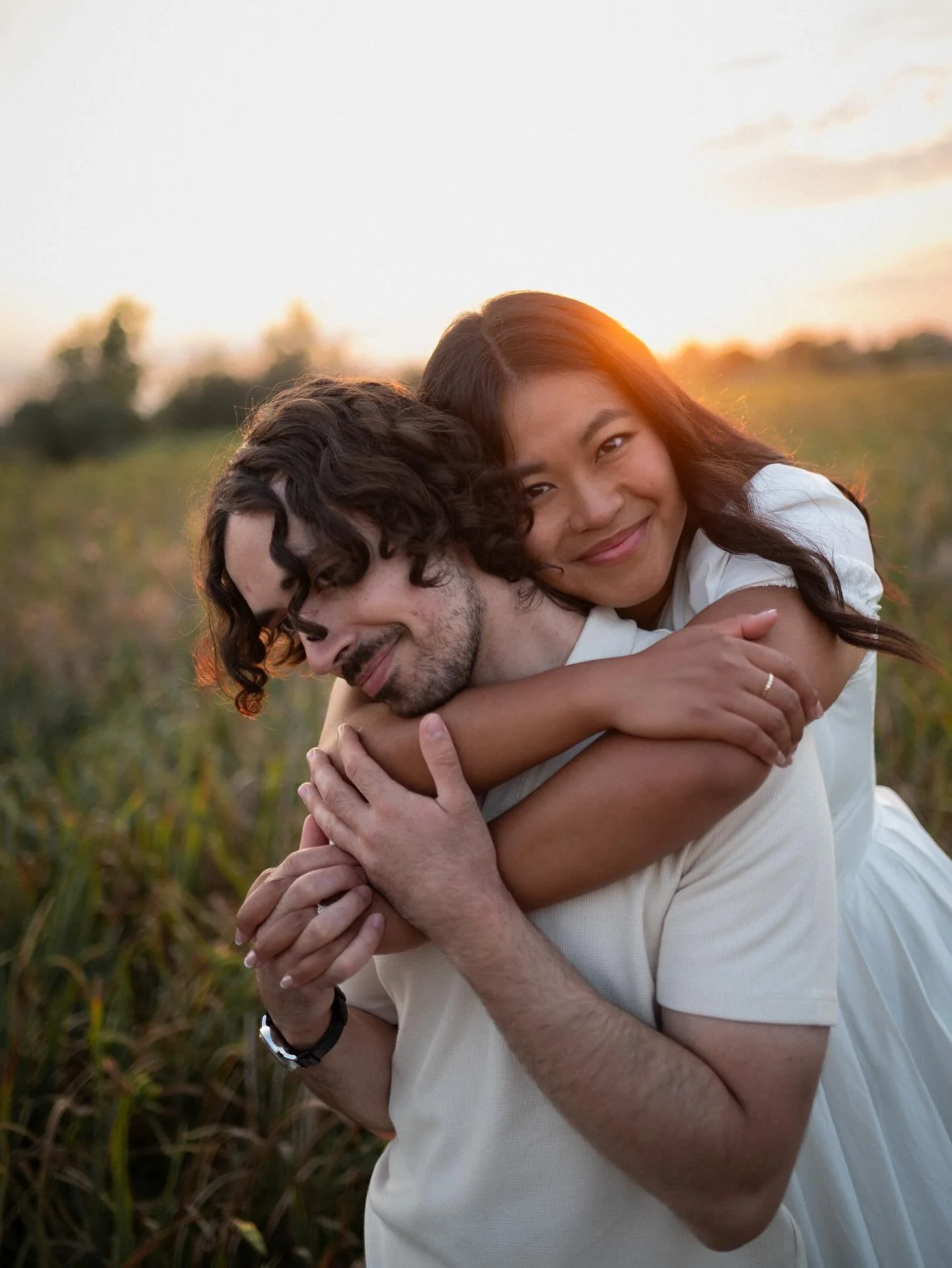 Two of my favourite people got engaged last year and I had the privilege of being asked to take their photos ! Boundary Bay in August might just be my favourite place. 🩷
.
.
#engagementphotography #photoshoot #couplephotography #portrait #portraitph