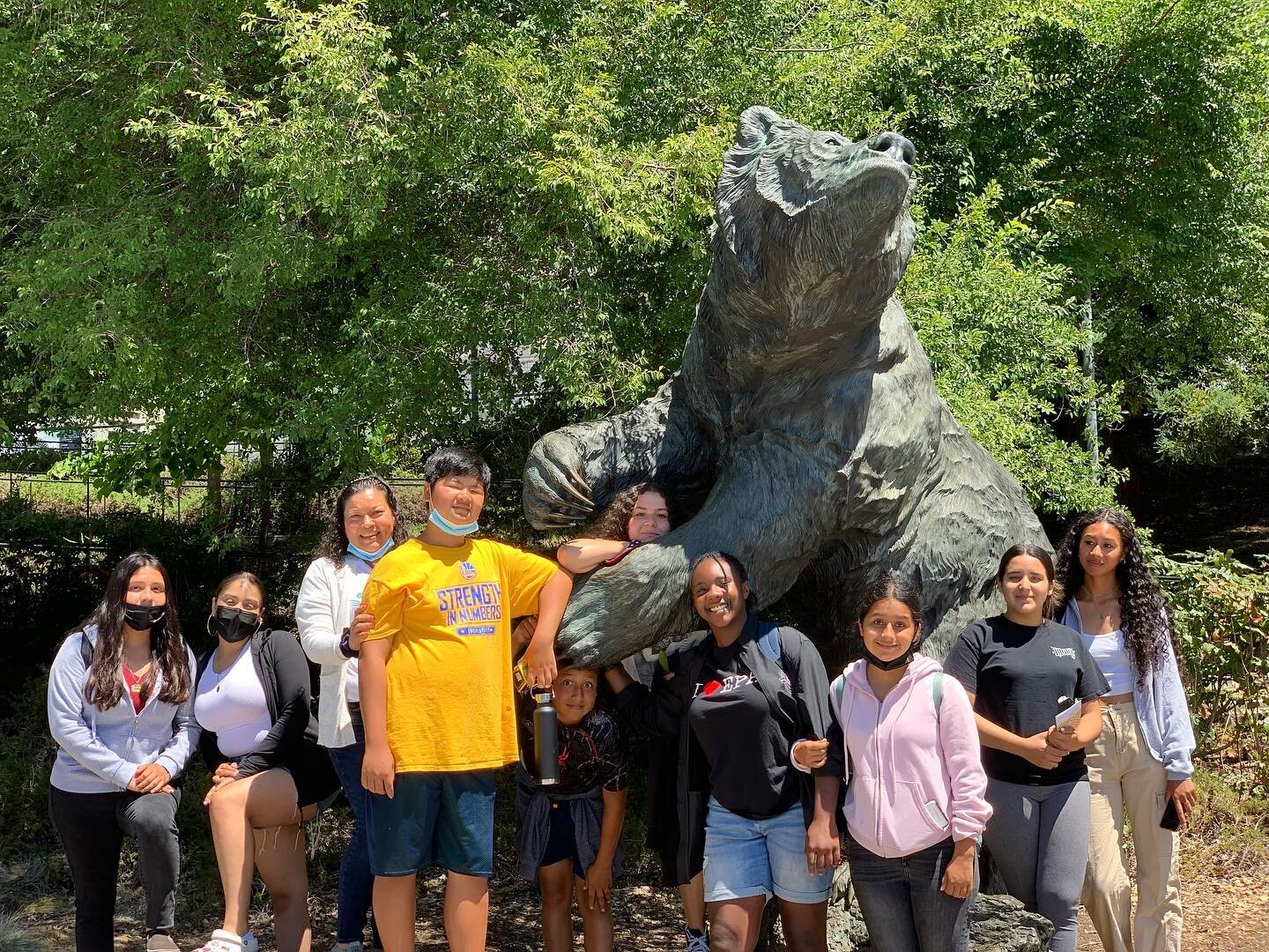 EPATT High Schoolers, middle schoolers, and parents visited @ucberkeley Big thanks to our tour guide Jimmy!! #gobears #4.0Hill