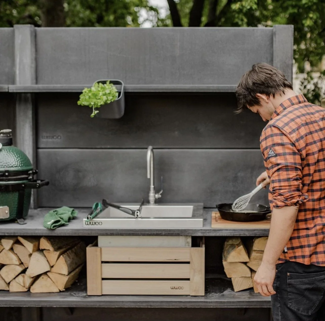 How to keep your WWOO Concrete Outdoor Kitchen countertops looking beautiful?
