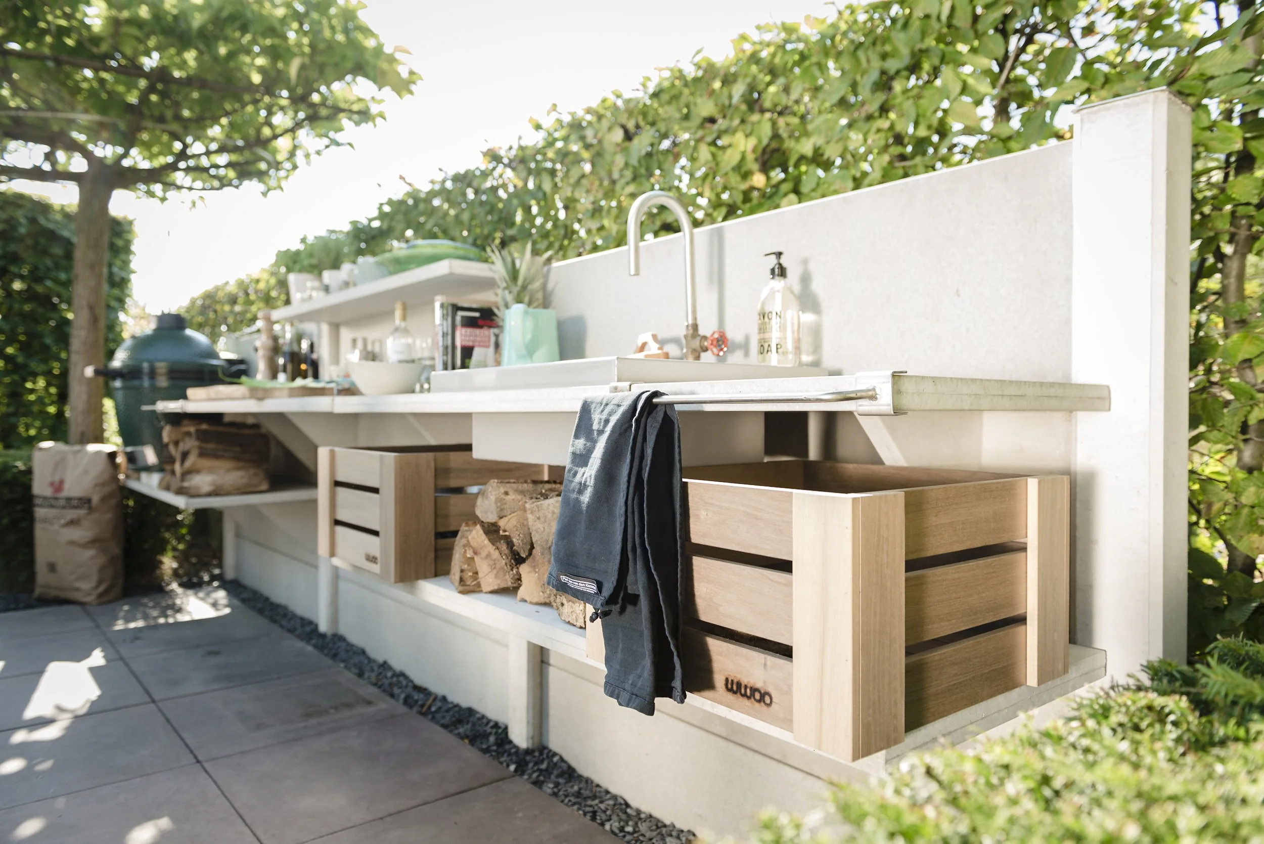 TOP OUTDOOR KITCHEN TRENDS IN 2024