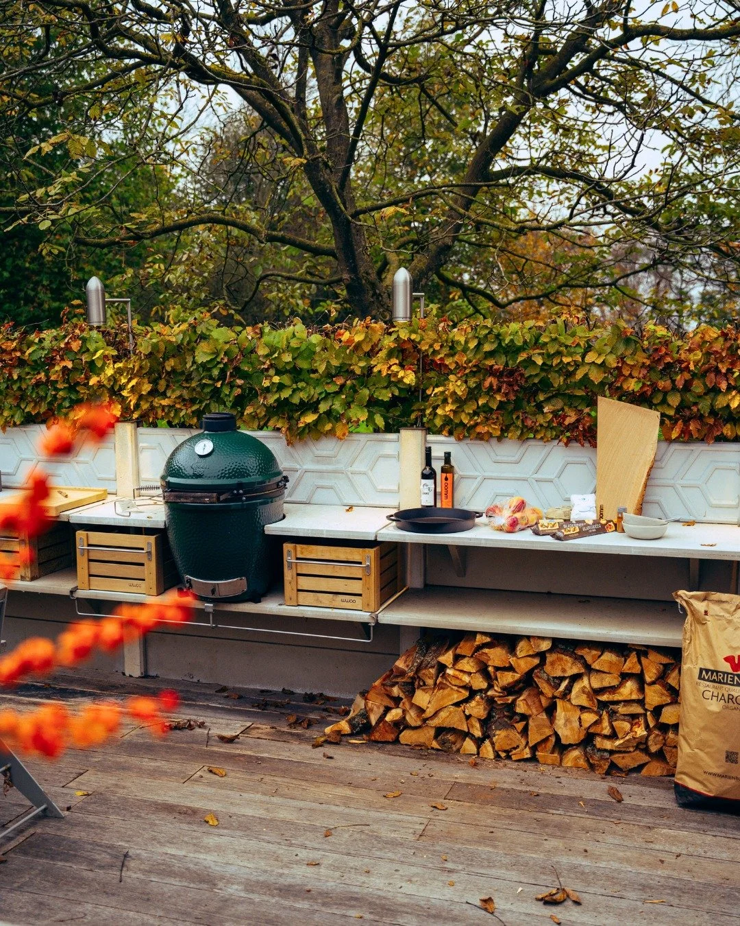 Have you started any autumn rituals yet? 🍂
First backyard campfire 🔥
Gilmore Girls binge 🍵
Hot toddy in hand 🥃
We want to know - tell us your fall favorites👇