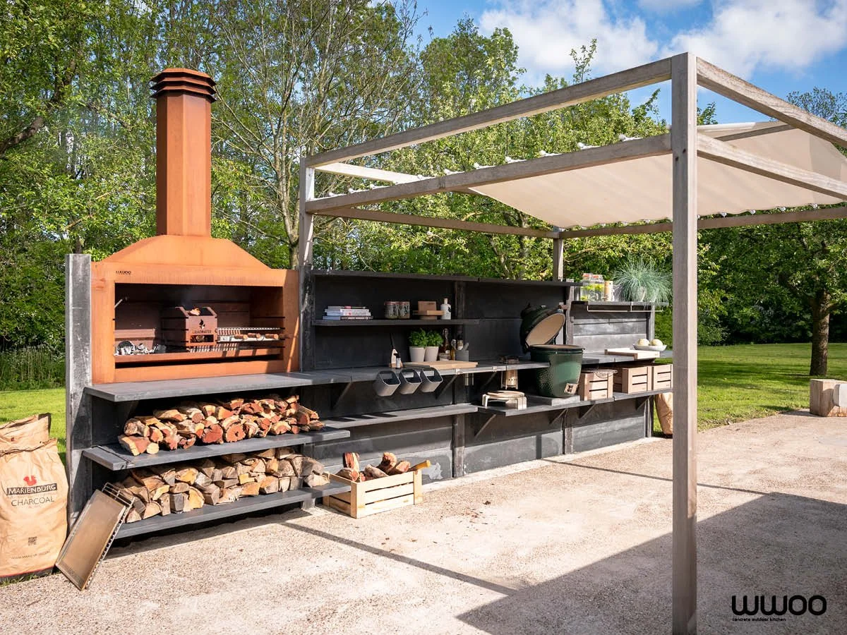 outdoorkitchen-made-of-concrete-braai.jpg