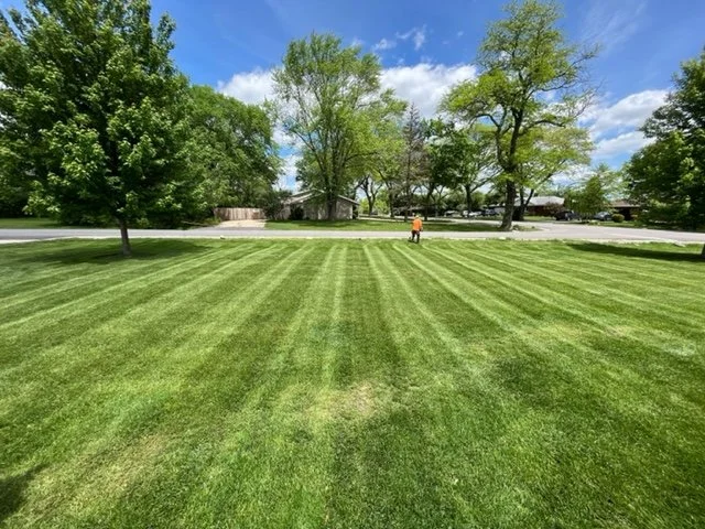 Weekly Lawn Care - Beautiful Striping in Addison Illinois