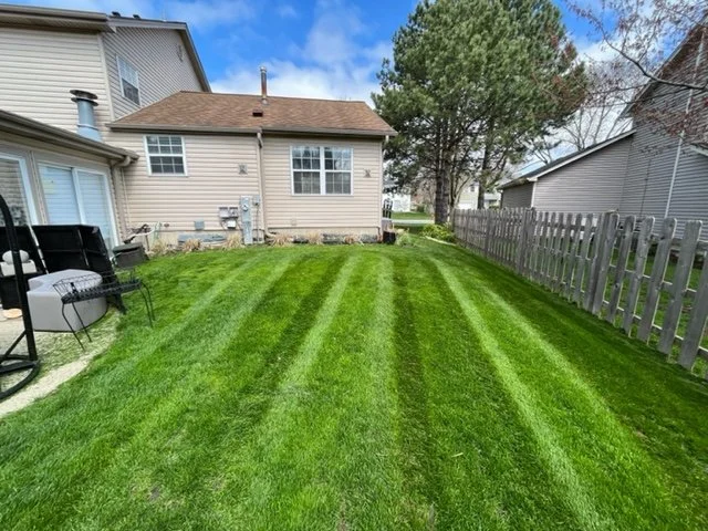 Medinah Illinois lawn care and maintenance