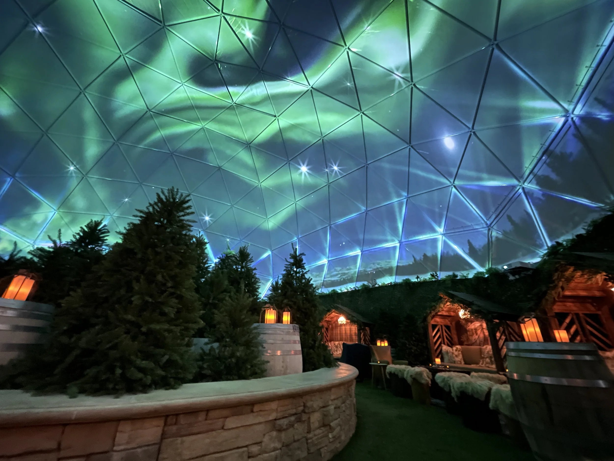 Lumenarius Desert Ridge Marketplace Ember Loung Immersive Projection Mapping Dome 205.jpg
