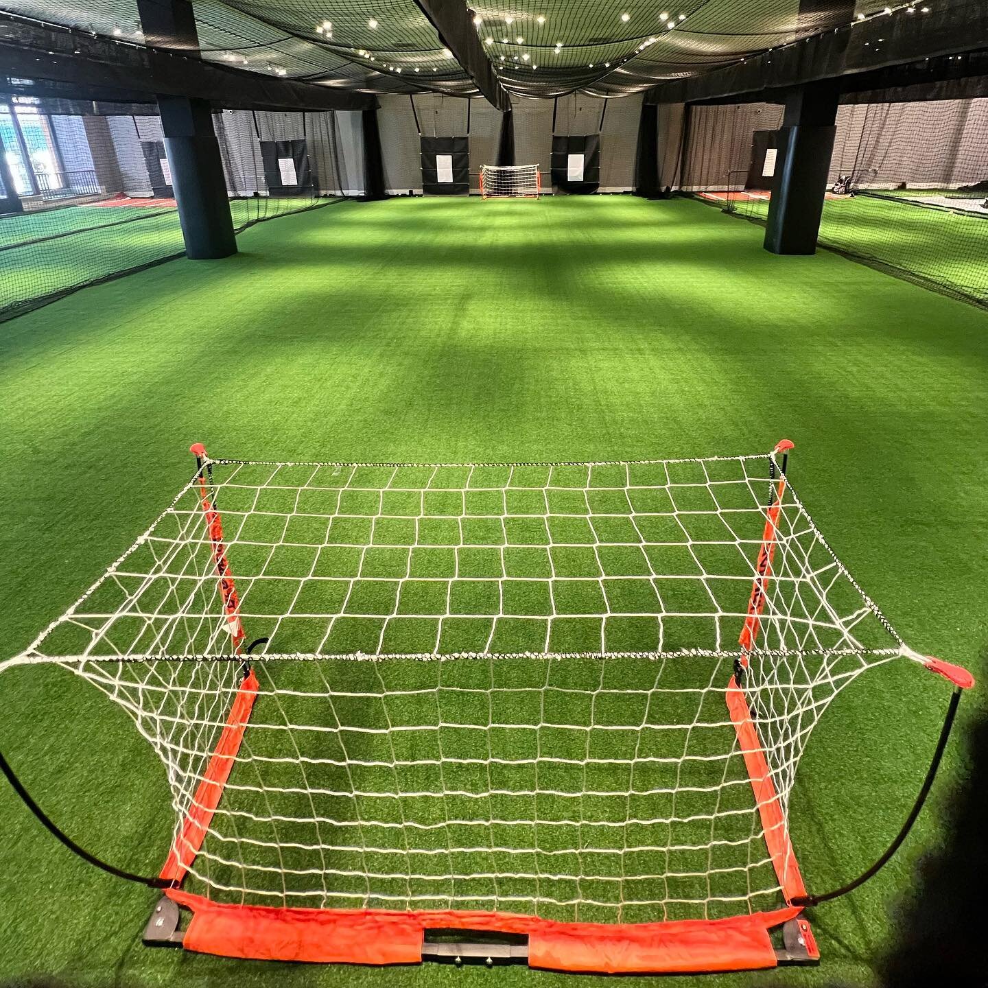 Our Saturday season at The Sports Complex is officially up and running! We are offering a free session to any families who want to come check out the space. Just shoot us a DM or email to rsvp. Our preschoolers play from 9am-10am and 6-9 year olds pl