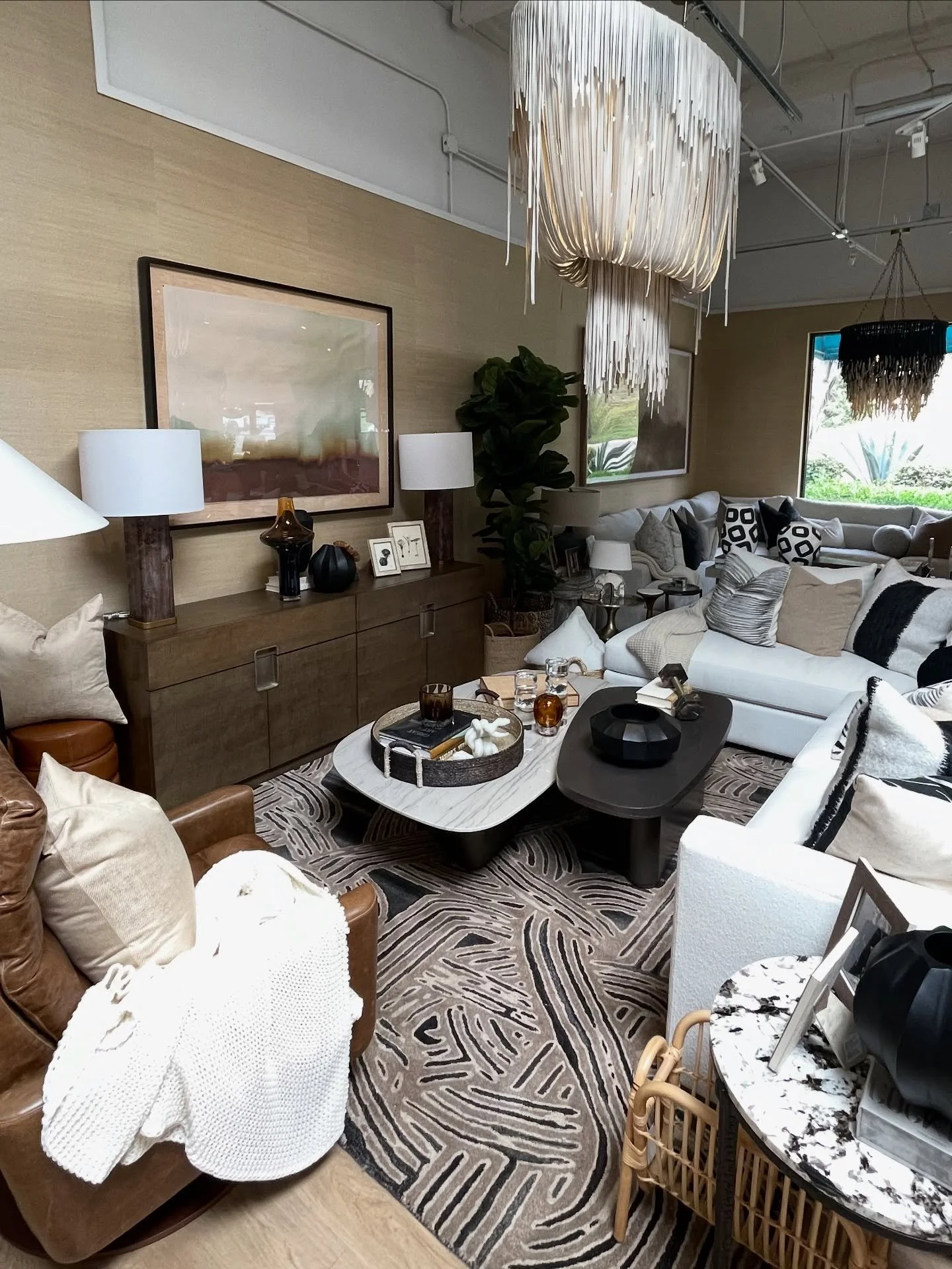 Transform your client&rsquo;s living room with indoor furniture that blends style and comfort 😍

From chic occasional seating to statement lighting, every piece is designed to elevate any design.

Visit our showrooms to explore our extensive collect