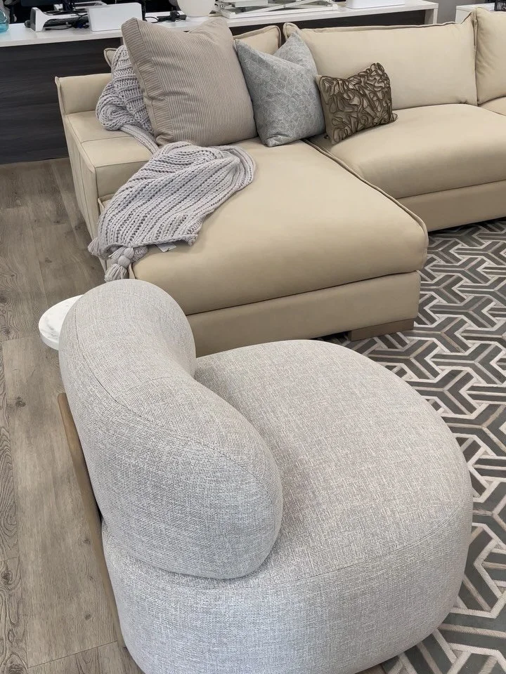 Looking for Living room inspiration? DRC is the place to be🙌🏼

We love being your design RESOURCE🥰. 

Happy designing!🩵✨ 

#Home #InteriorDesign #Deco #HomeDeco #LivingRoom #LivingRoomInspo #LivingRoomInspiration #LivingRoomRenovation #LivingRoom