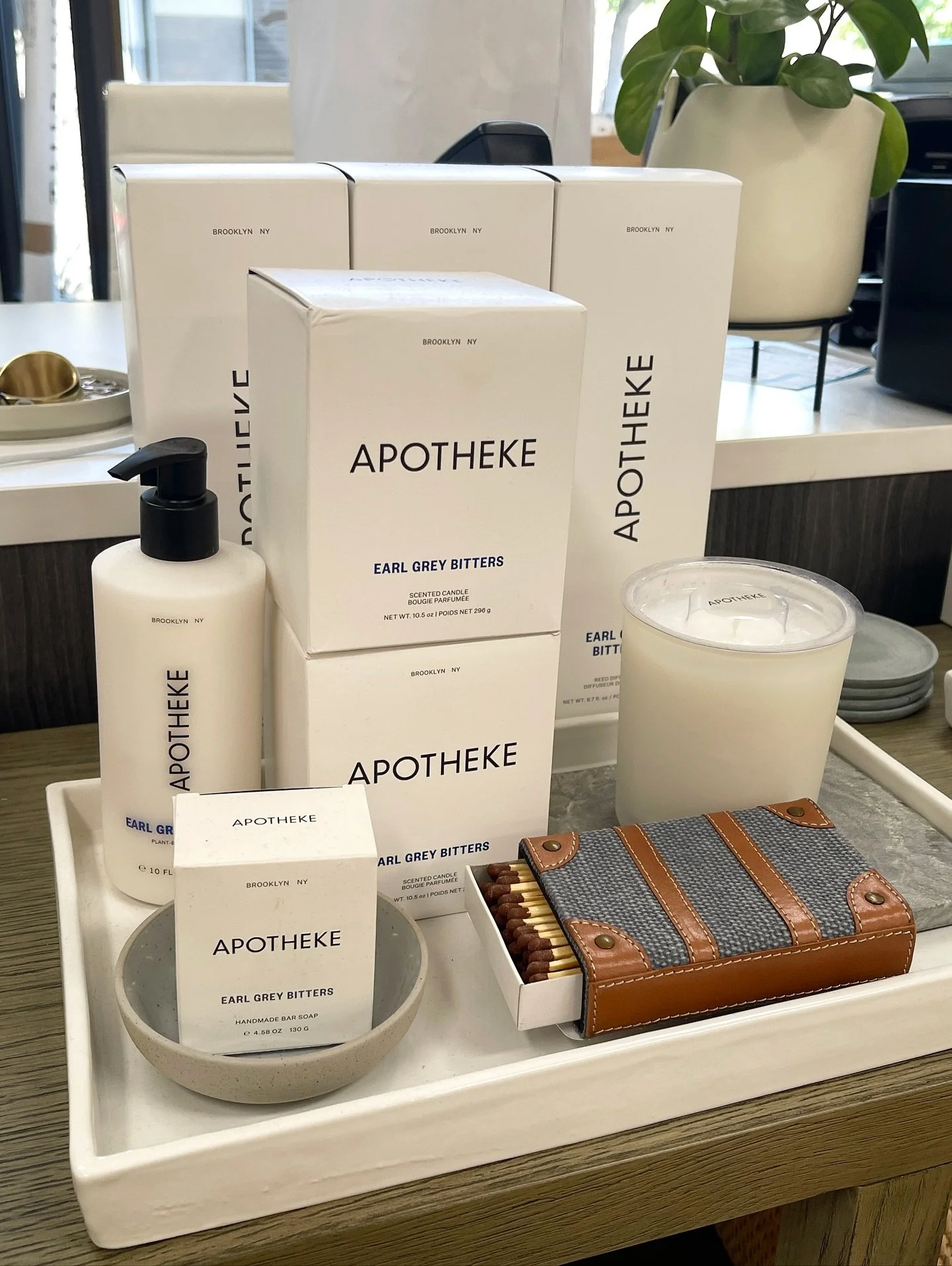 Scents are the perfect accessory to every room 😮&zwj;💨 

Pop into The Studio at DRC and fall in love with our curated collection 😍

We are proud to be your RESOURCE you can count on. 

Happy Designing 🩵✨ 

#Home #InteriorDesign #Deco #Decor #Home