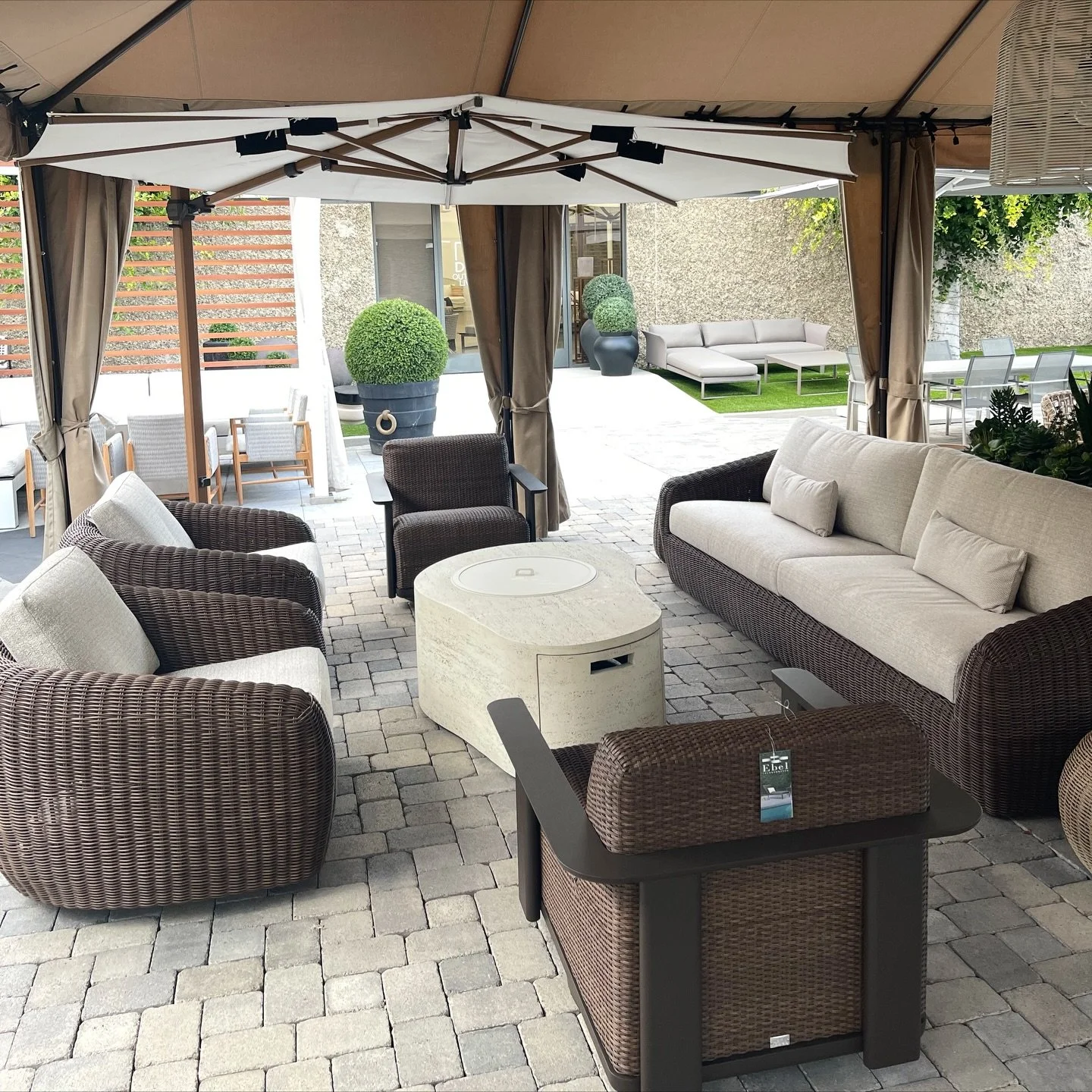 NEW ON THE FLOOR! ✨

We&rsquo;ve just added this beauty on our outsoor shworoom patio&mdash; ready to elevate any outdoor space at the drop of a hat.

Designers, come see it in our Costa Mesa showroom &mdash; you&rsquo;ll want to take it! 🙌🏼

#Ho