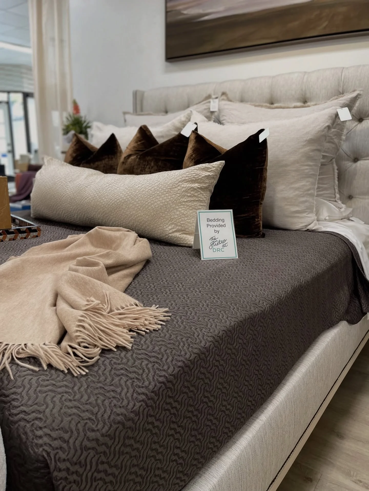 The bed sets the tone&mdash;so let&rsquo;s make it unforgettable! 🛌👏🏼

Bring your plans to The Studio at DRC, and let us help you create custom and curated bedding that will elevate your client&rsquo;s bedroom. We are your RESOURCE! ✨

Happy Desig