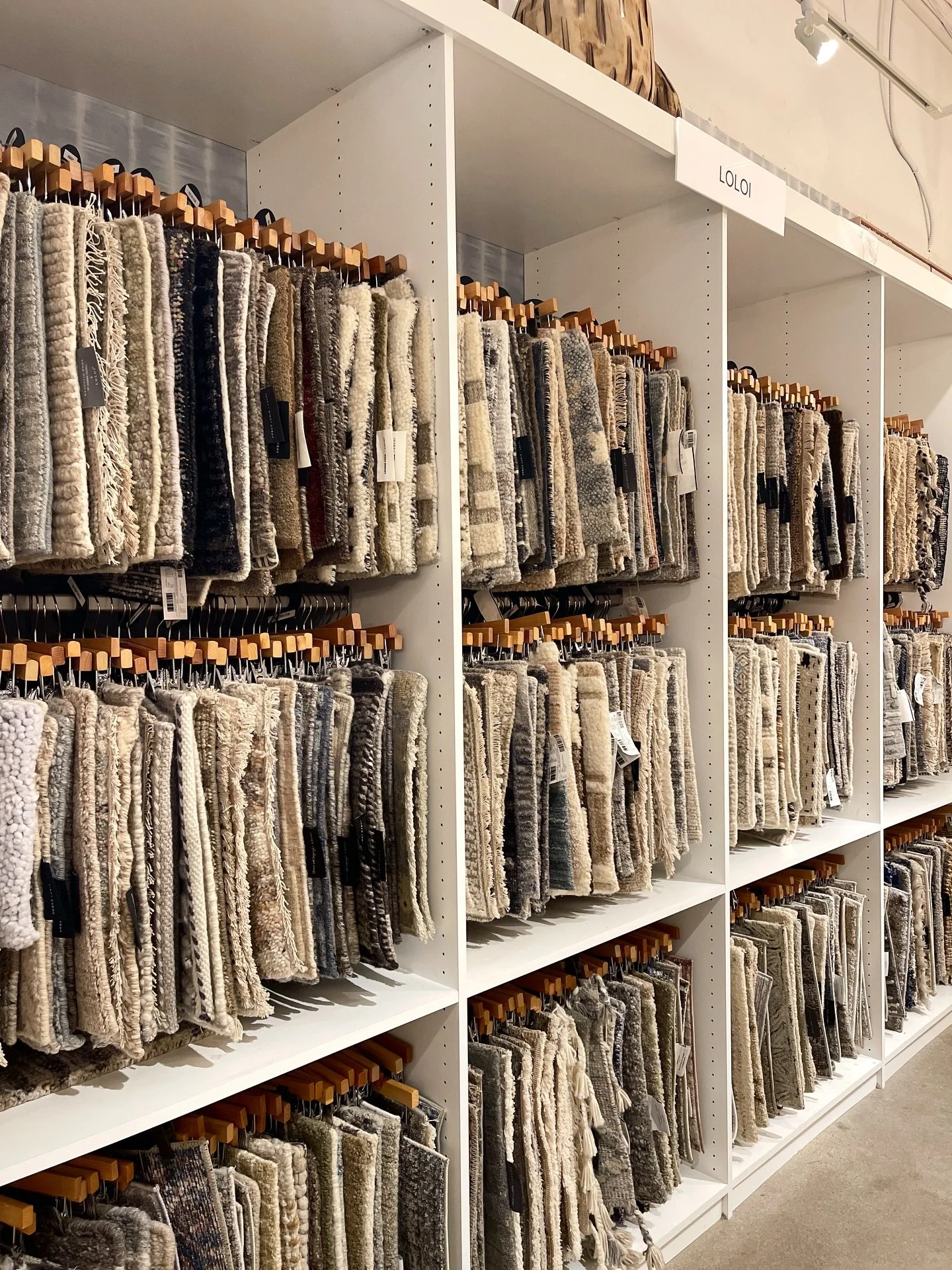 We know rugs play a big role in any design, so we created a space where you can explore samples from multiple brands and take them to your project to see what works best! ✨✨ 

We are here to be the RESOURCE you need to make designing easy and fun🥰 
