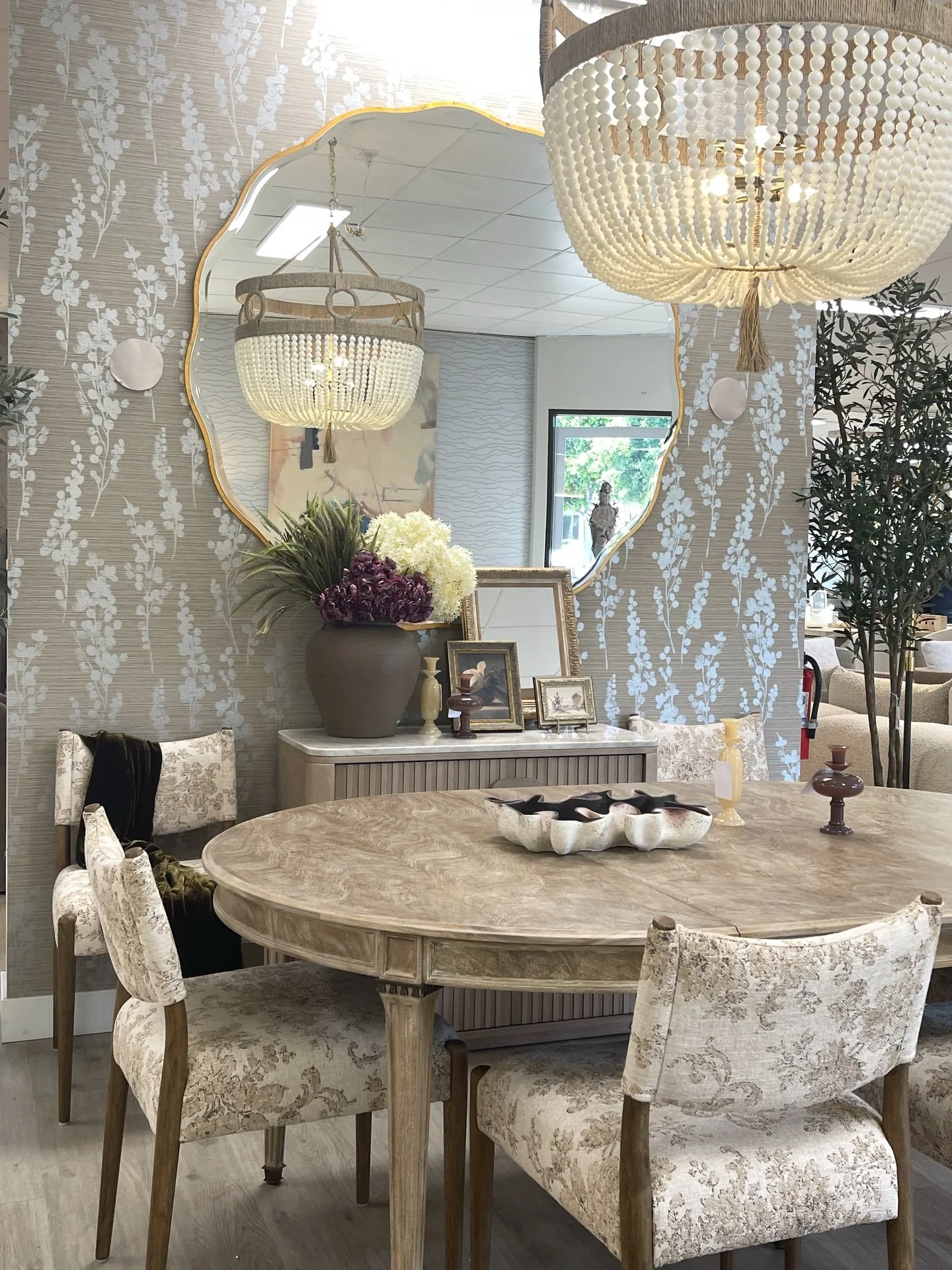 Grandma chic is making a comeback! 😍💫 

Keep up with the hottest trends at DRC! Our showroom floors are constantly evolving to help you keep you up to date on whats happening in the design world, with access to all the furniture you need to execute