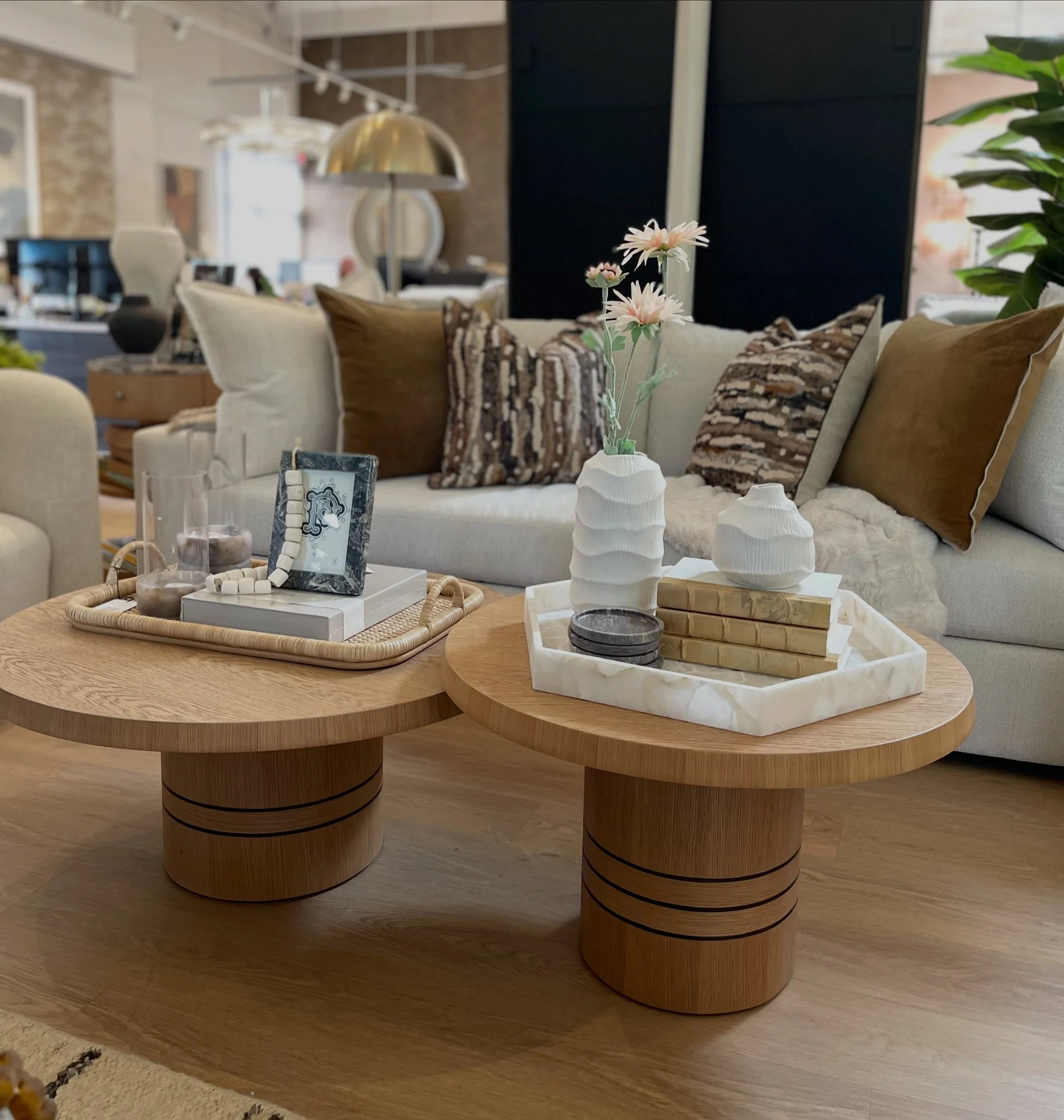 Big spaces or small spaces&mdash;find inspiration for it all. Our showrooms are curated with you in mind😍

 We&rsquo;re more than a showroom&mdash;we&rsquo;re your design RESOURCE. We&rsquo;re here to spark ideas, creativity, and your next big proje