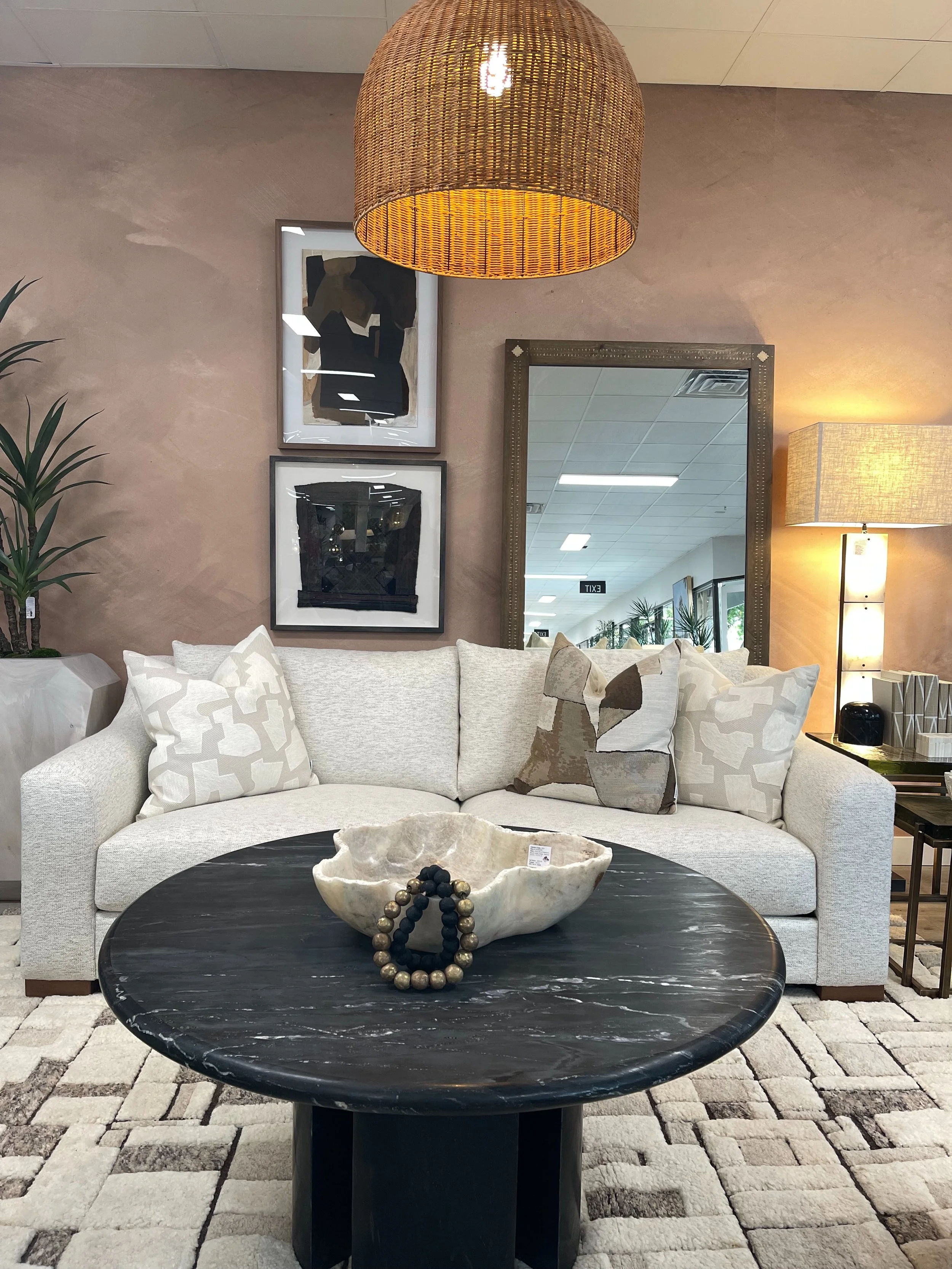 Warm tones over everything! 🤎🙌🏼

There&rsquo;s nothing like the feeling of a living room that comes together with warmth and ease. At DRC, we&rsquo;re meant to be more than a showroom &mdash; we&rsquo;re your trusted design partner and go-to RESO