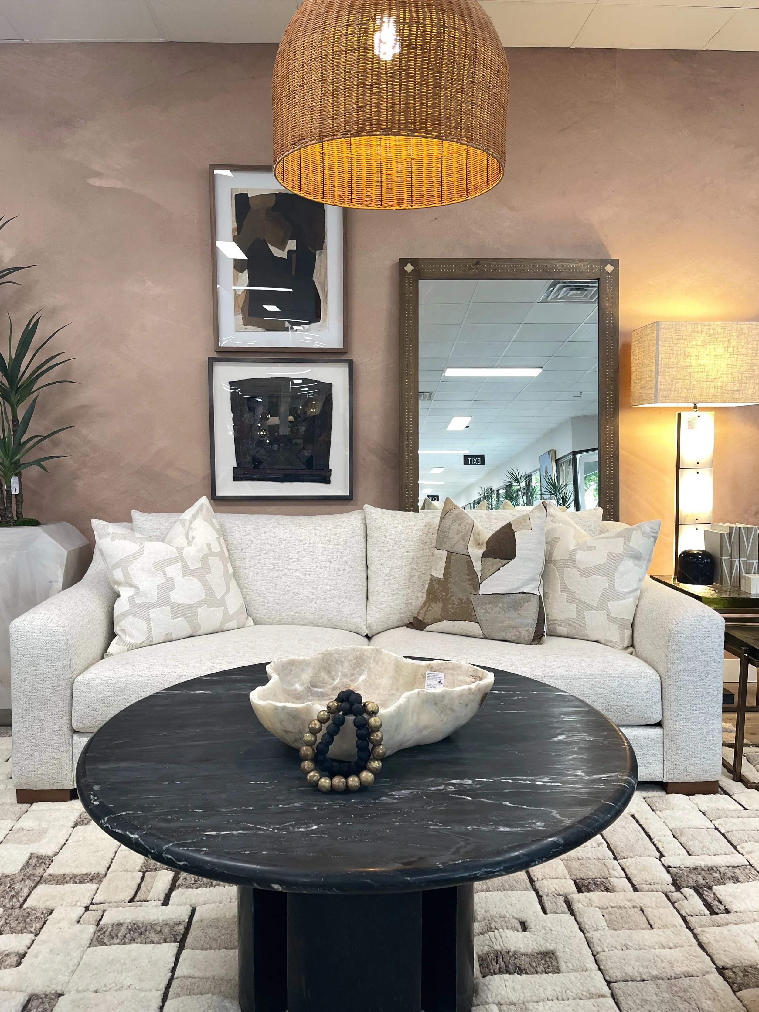 Blink and you&rsquo;ll miss it! Our showroom floors get an overhaul each and every week, giving you the perfect excuse to take an inspo or sourcing break🫶🏼 ✨ 

There&rsquo;s always something fresh to see, touch, and add to your mood boards. Come ha