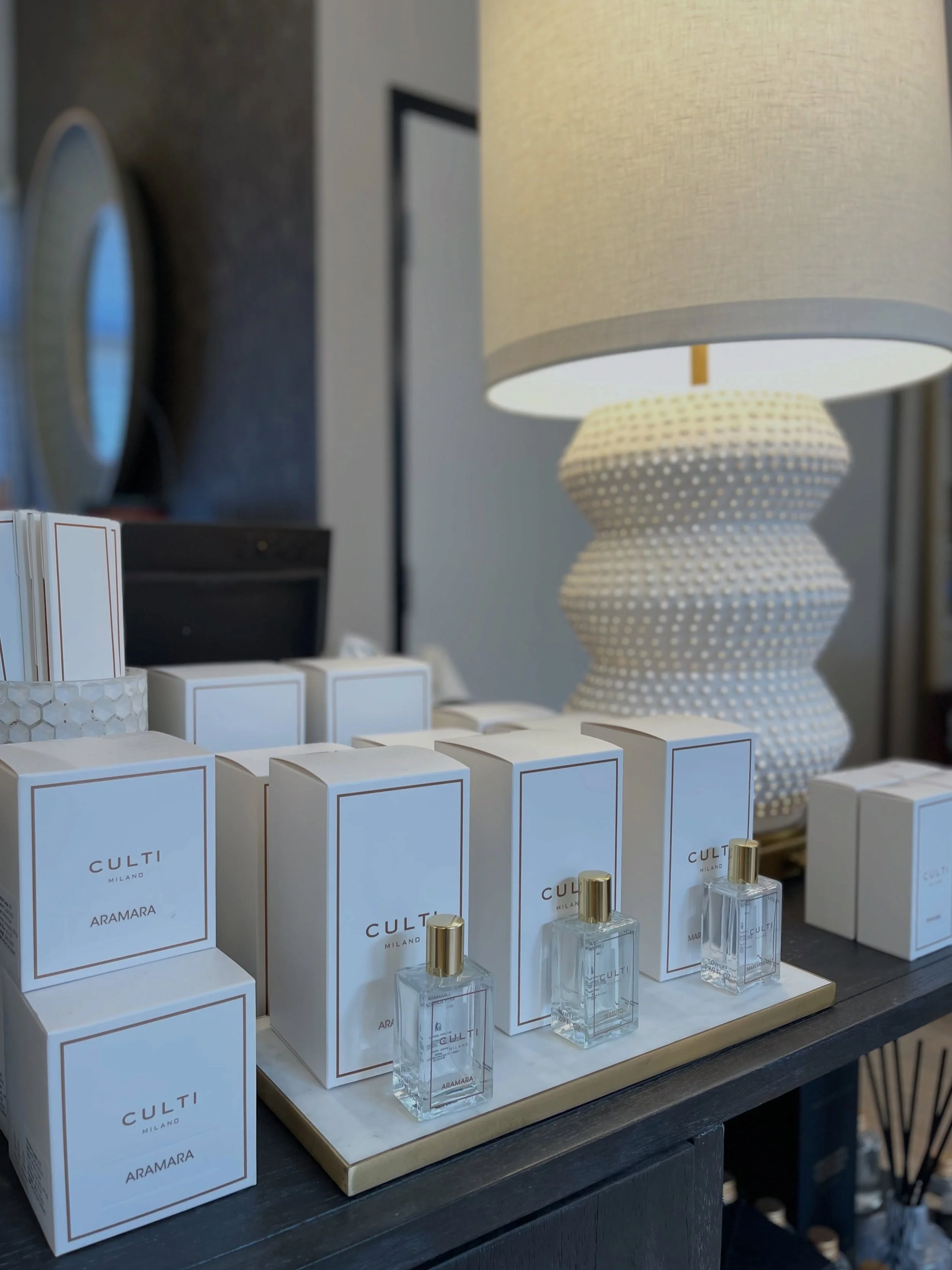 The perfect finishing touch just landed - straight from Italy✨ 

A brand new room fragrance is now available at both of our showrooms! Come check it out in person and find your new signature scent to use in your upcoming design projects. Your clients