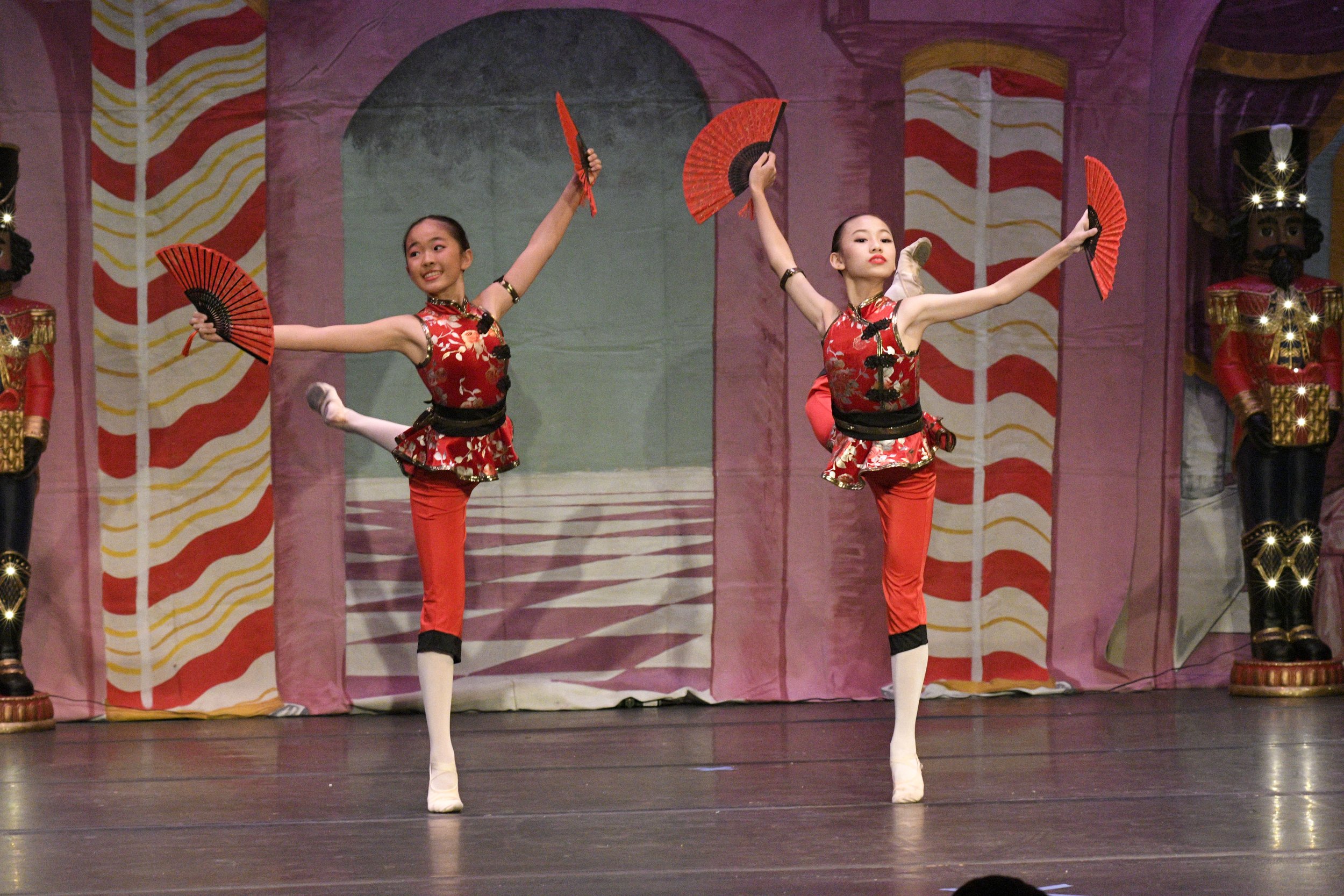 Nutcracker 24316 .JPG
