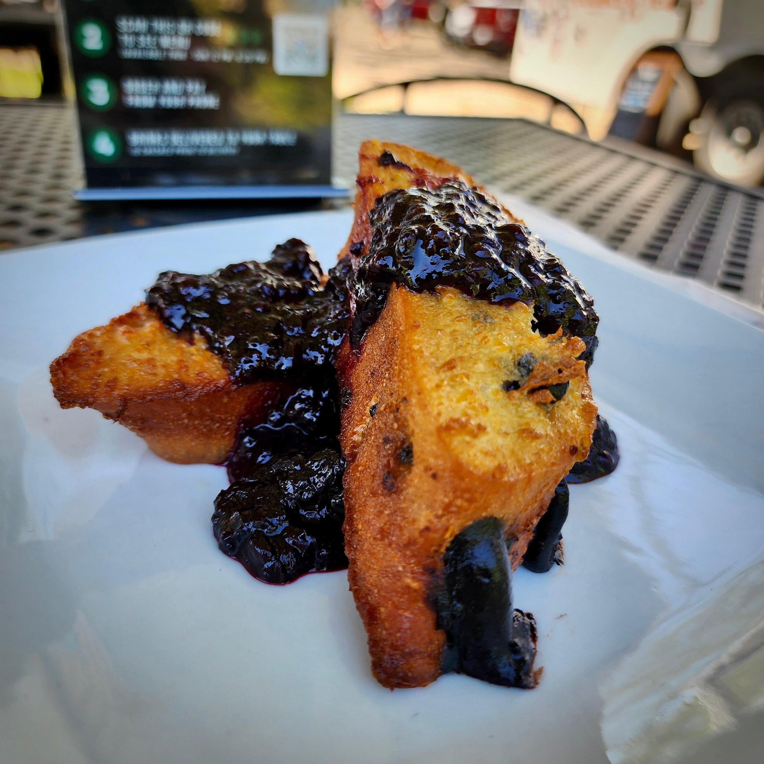 ✨Total Eclipse of My French Toast✨
🎶Once upon a time there was light in my life, but now there&rsquo;s only French Toast in the dark this week&rsquo;s special is our Total Eclipse of My French Toast🎶 French toast stuffed with a black cocoa custard 
