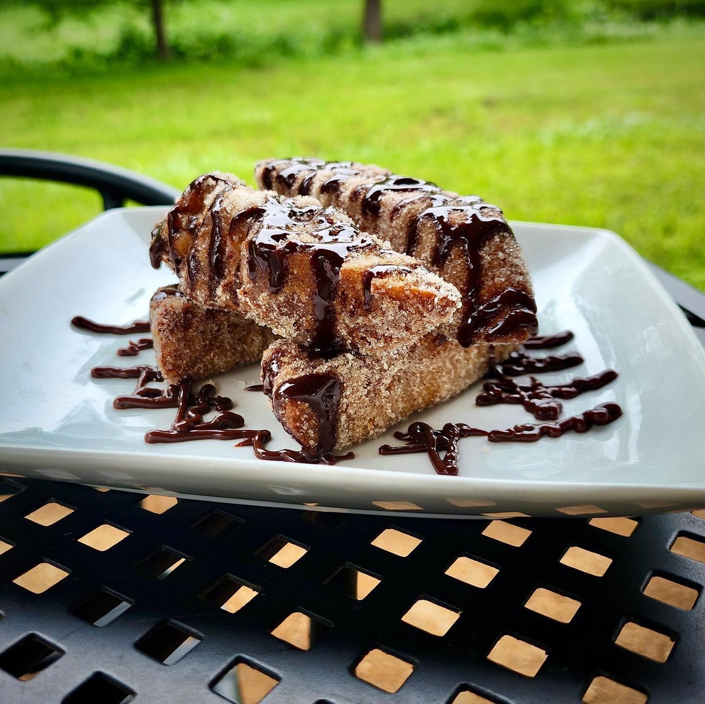 Happy Cinco De Mayo everyone! This weekend we are celebrating the holiday with our legendary Churro French Toast! Our French toast sliced into sticks, fried extra crispy, coated in cinnamon sugar and drizzled with spiced chocolate sauce. It&rsquo;s c