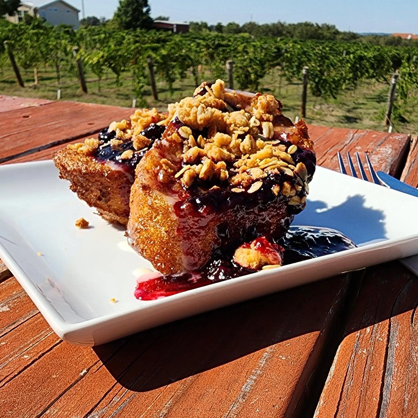 🍋Lemon Blackberry Crumble French Toast🍋
A bit of soul healing food is what our hearts demand right now which means this week we are making our Lemon Blackberry Crumble French Toast! French Toast topped with a tart blackberry compote, sweet lemony g