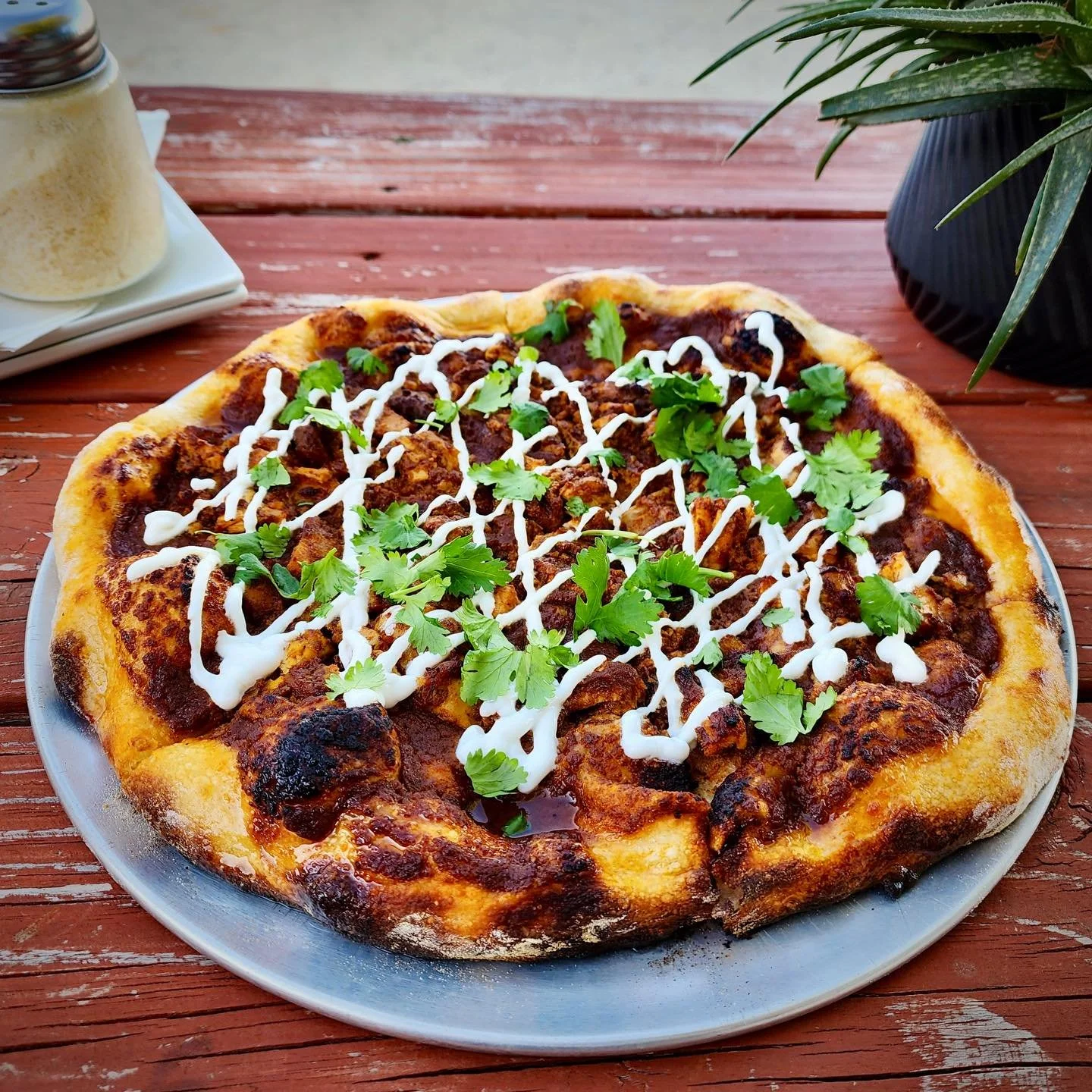 ✨Butter Chicken Pizza✨
Tender chicken in a rich, creamy sauce filled with warm spices, drizzled with yogurt sauce and topped with cilantro! To say this is a mouthwatering pizza is an understatement! Come try our Butter Chicken Pizza this week while s