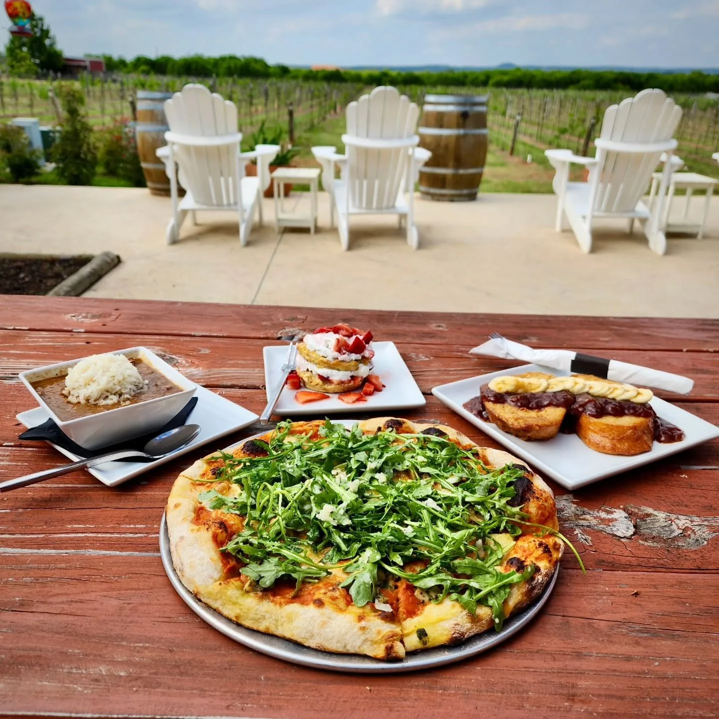 ✨️April Specials✨️
Spring is in the air, in every sight and every bite. That is to say our April specials have arrived. See all the goodness below&nbsp;&nbsp;

🌸Spring Fling Pizza🌸
Sun-dried tomato white wine sauce, basil marinated chicken, arugula