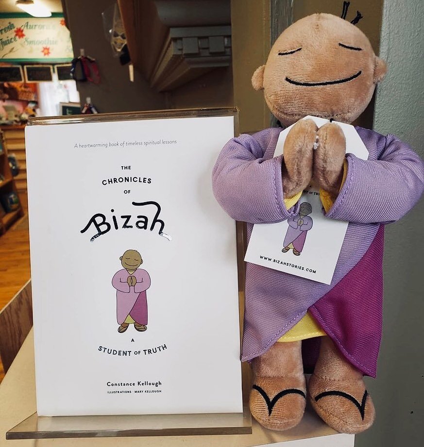 Bizah spotted @blairbooksmore in Chester Vermont. You may spot him at an independent bookstore near you! 

We made these little Bizah dolls as gifts...but maybe you would a Bizah doll to call your own? Let us know what you think! 

#bizah #bizahstori