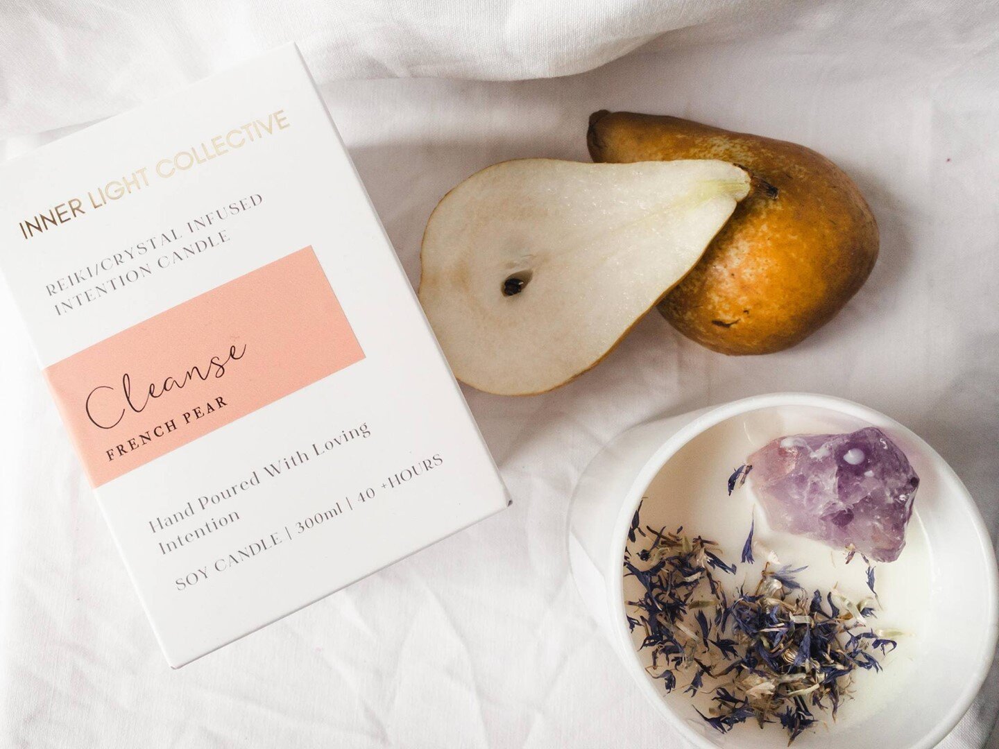 In other exciting news, I will be stocking @inner_lightcollective candles at my new Wellness Space🕯️

Pop in when we're open and restrictions have lifted. Enjoy a cup of tea and browse Elle Brown Women's Wellness products!

Coming soon!

#ellebrownw