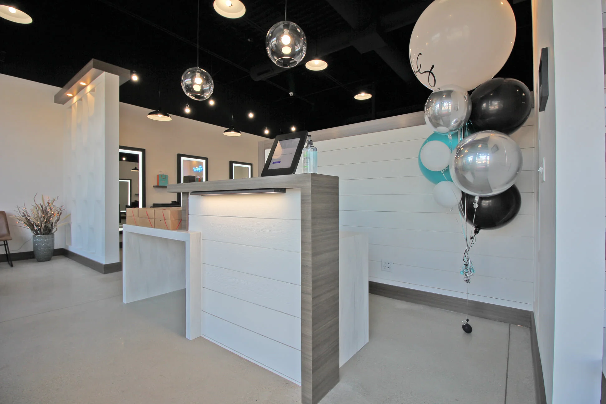 Legacy hair salon