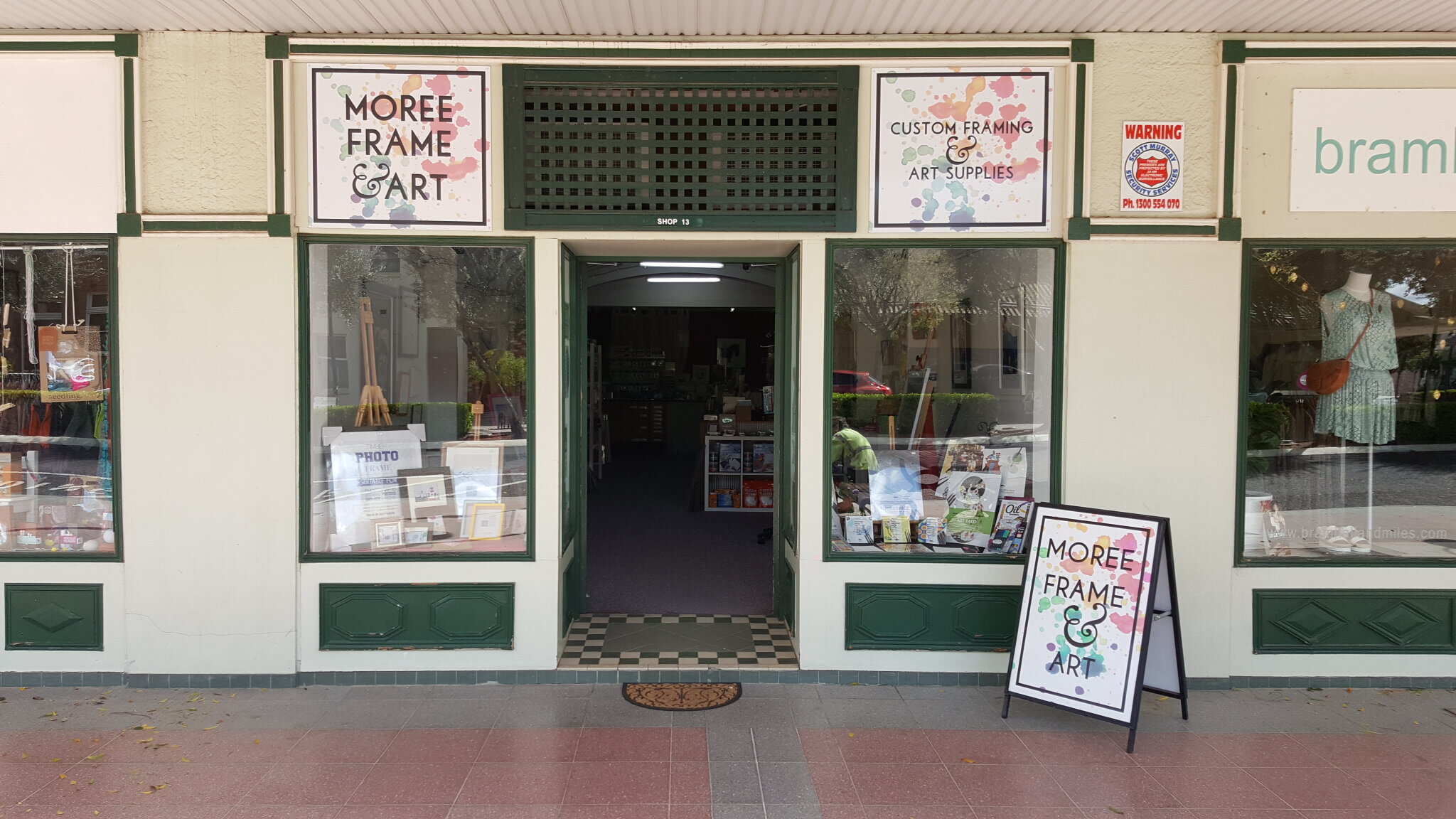 Moree Frame &amp; Art