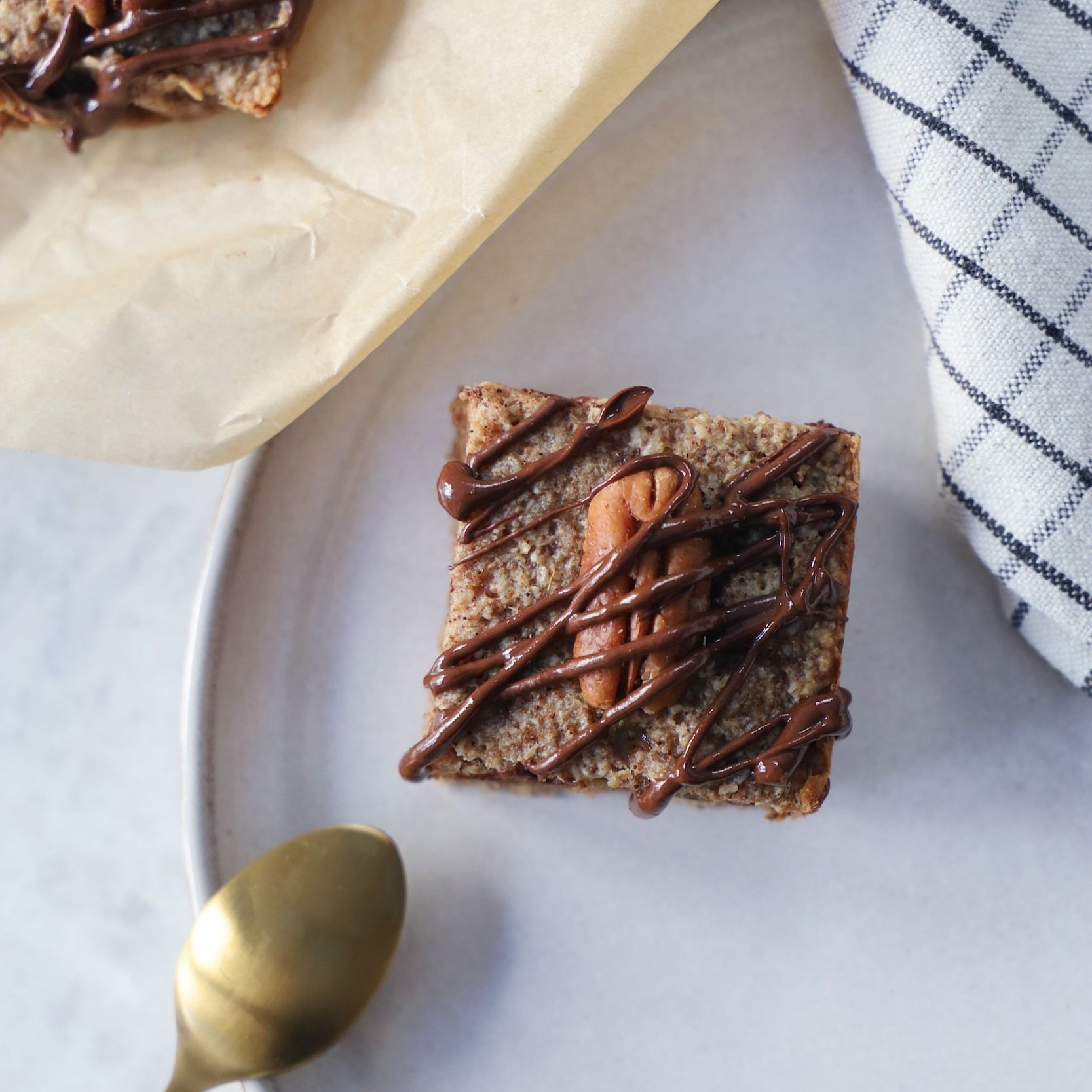 Healthy Pecan Slice