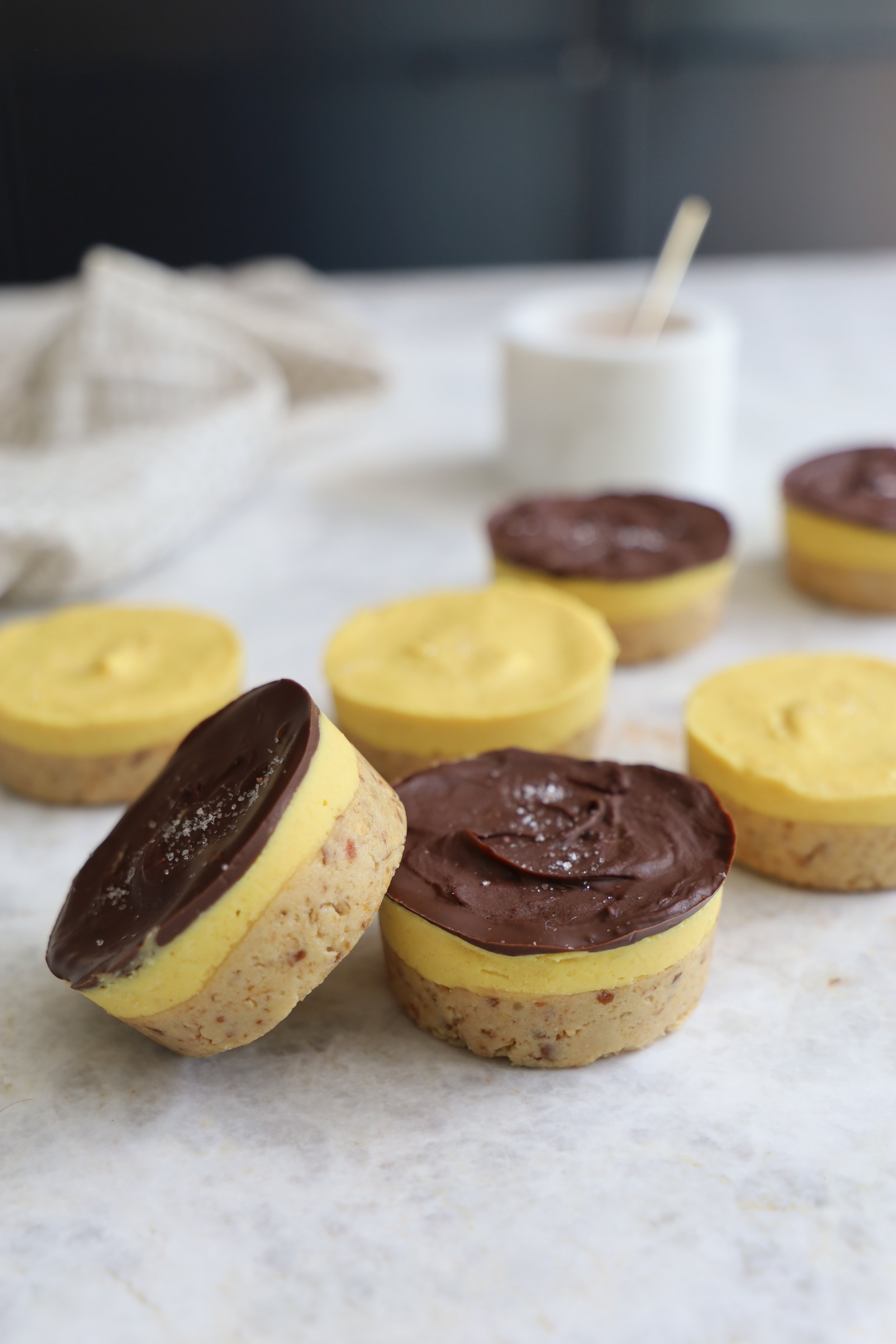 MANGO-_-TURMERIC-RAW-CUPCAKES4.JPG