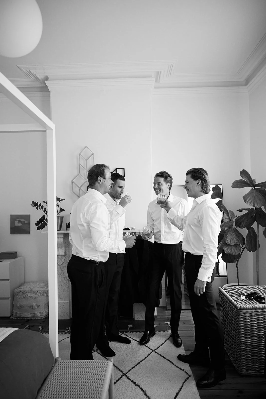 Groom preparations at Chelsea's mum's house in Richmond