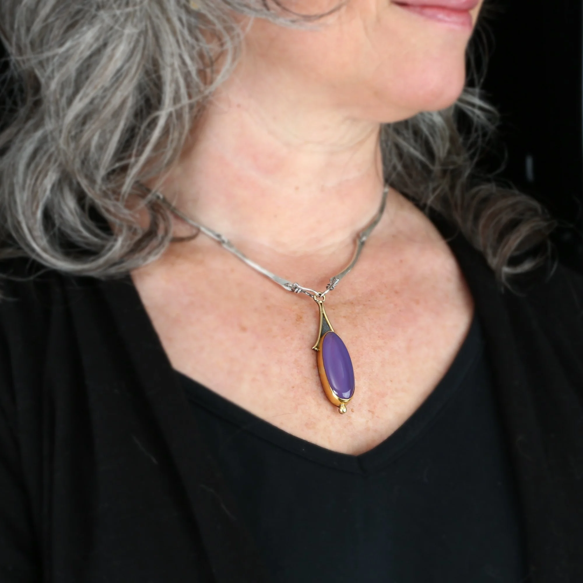 purple-chalcedony-d.jpg