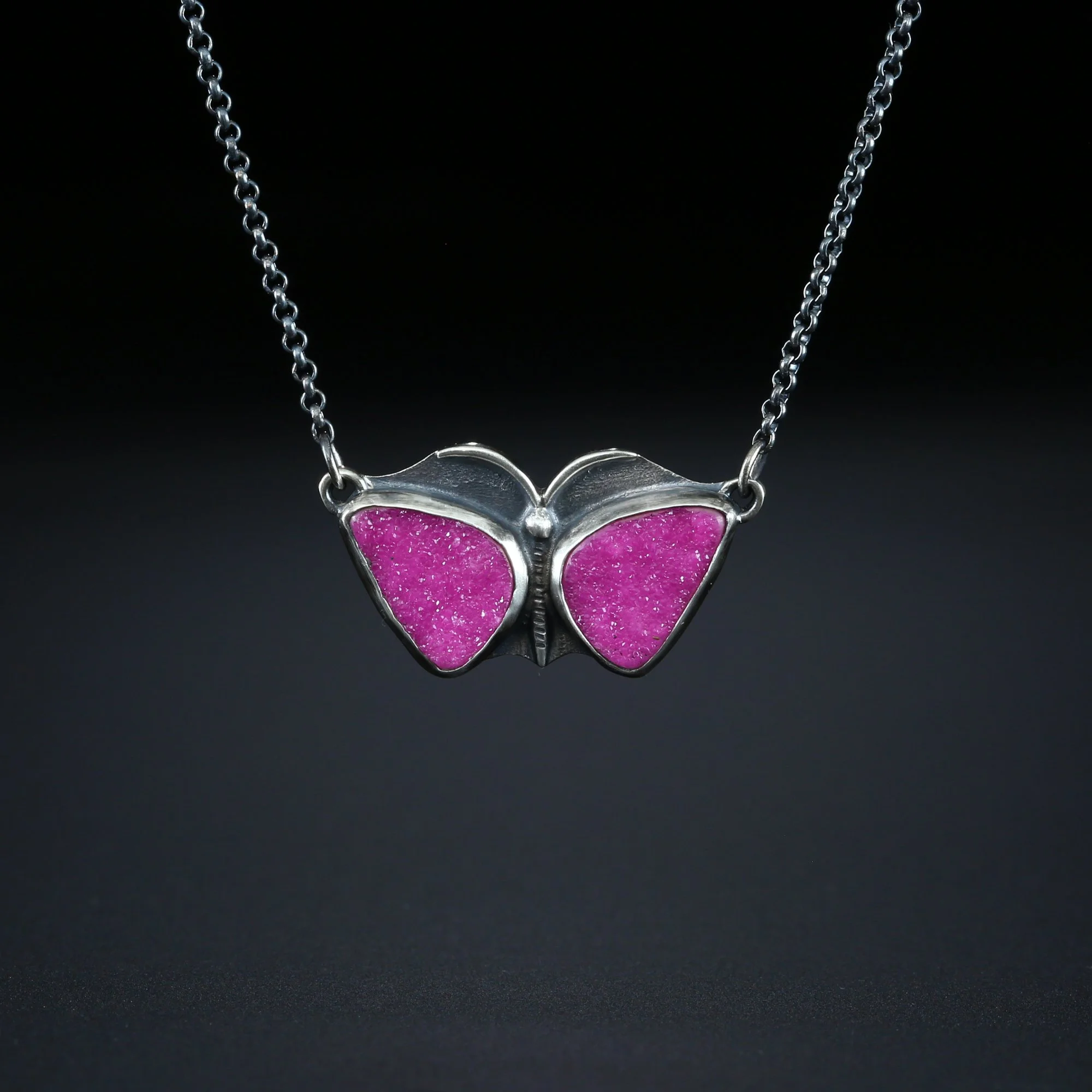 cobalto-calcite-necklace-a.jpg