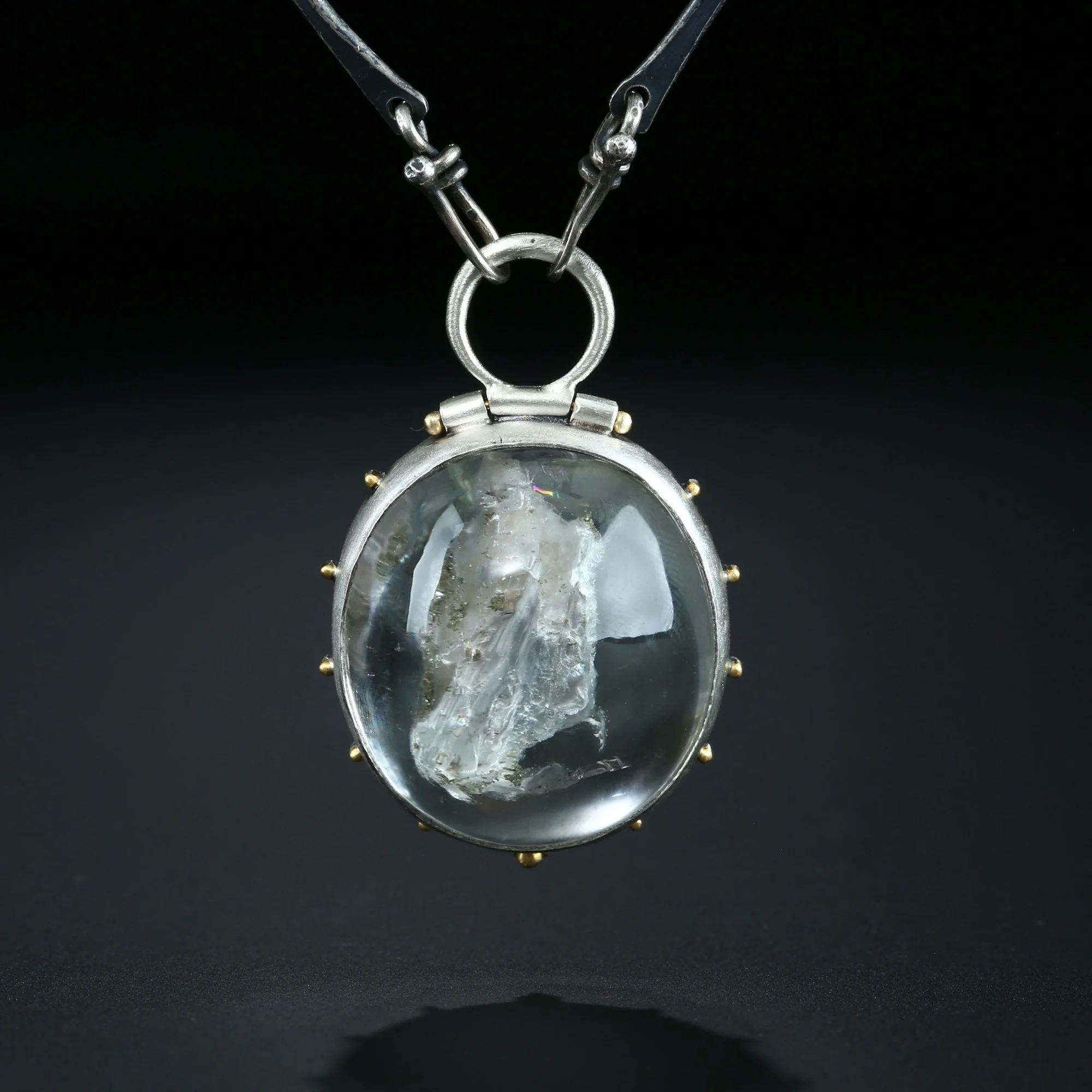 quartz-a.jpg