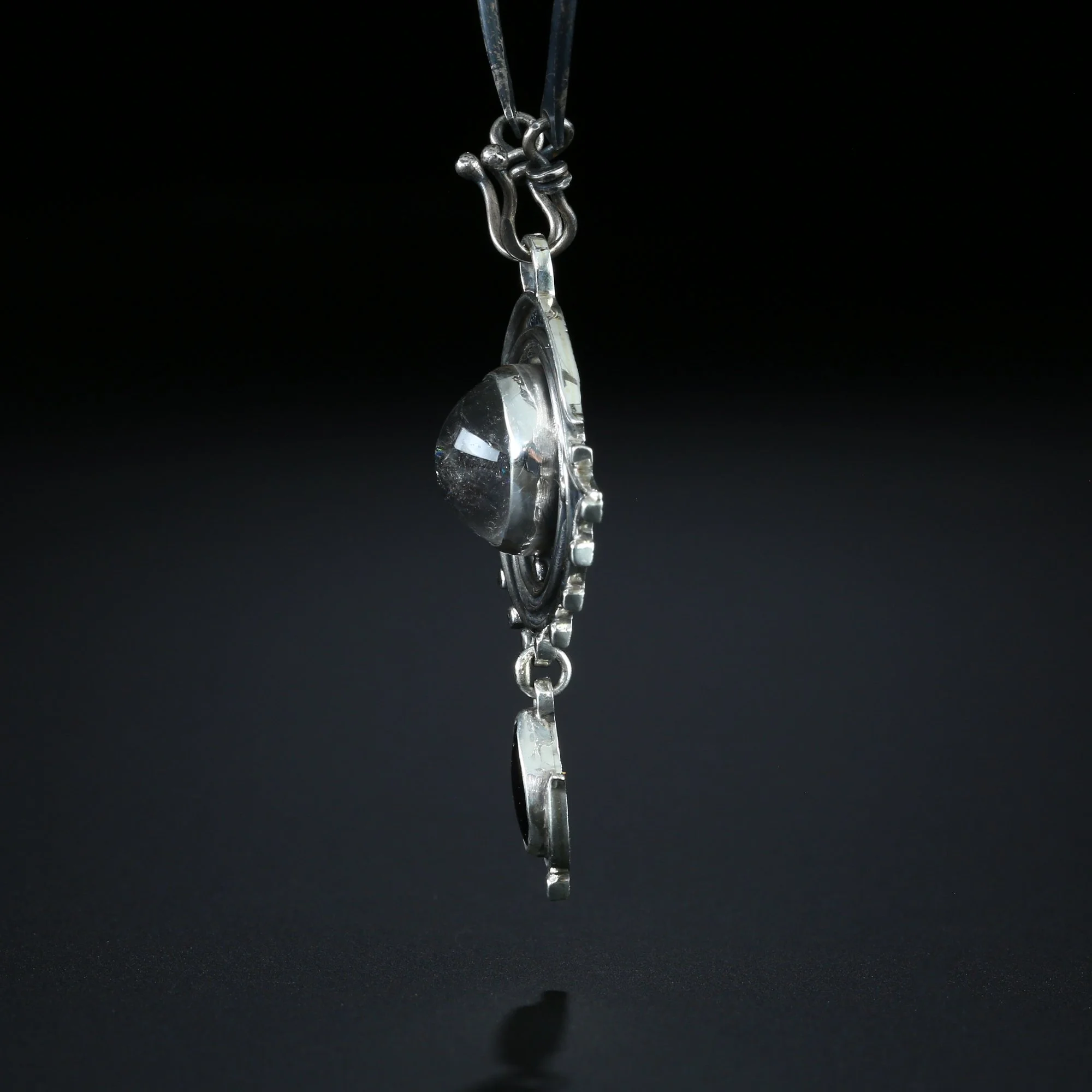 quartz-b.jpg