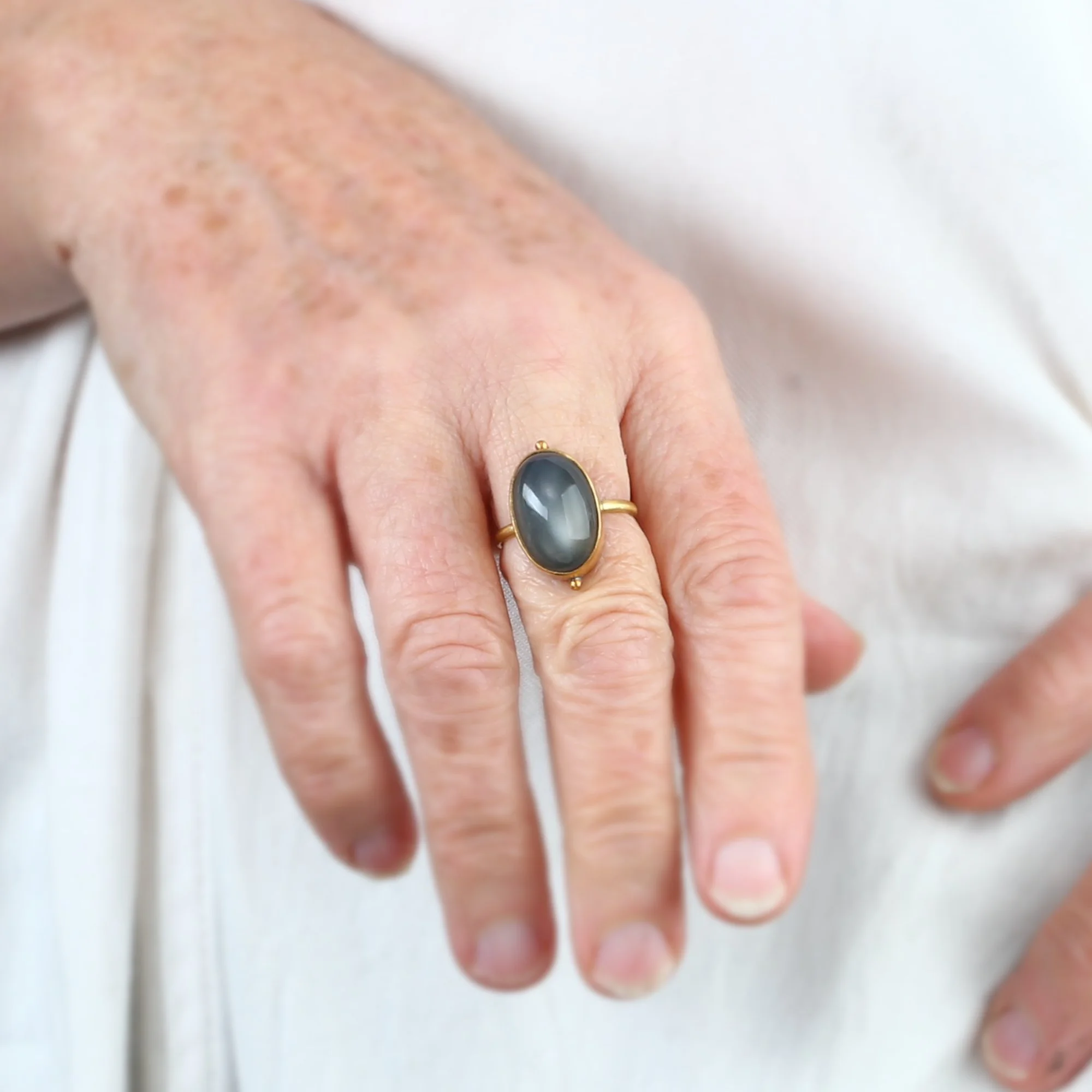 moonstone-d.jpg