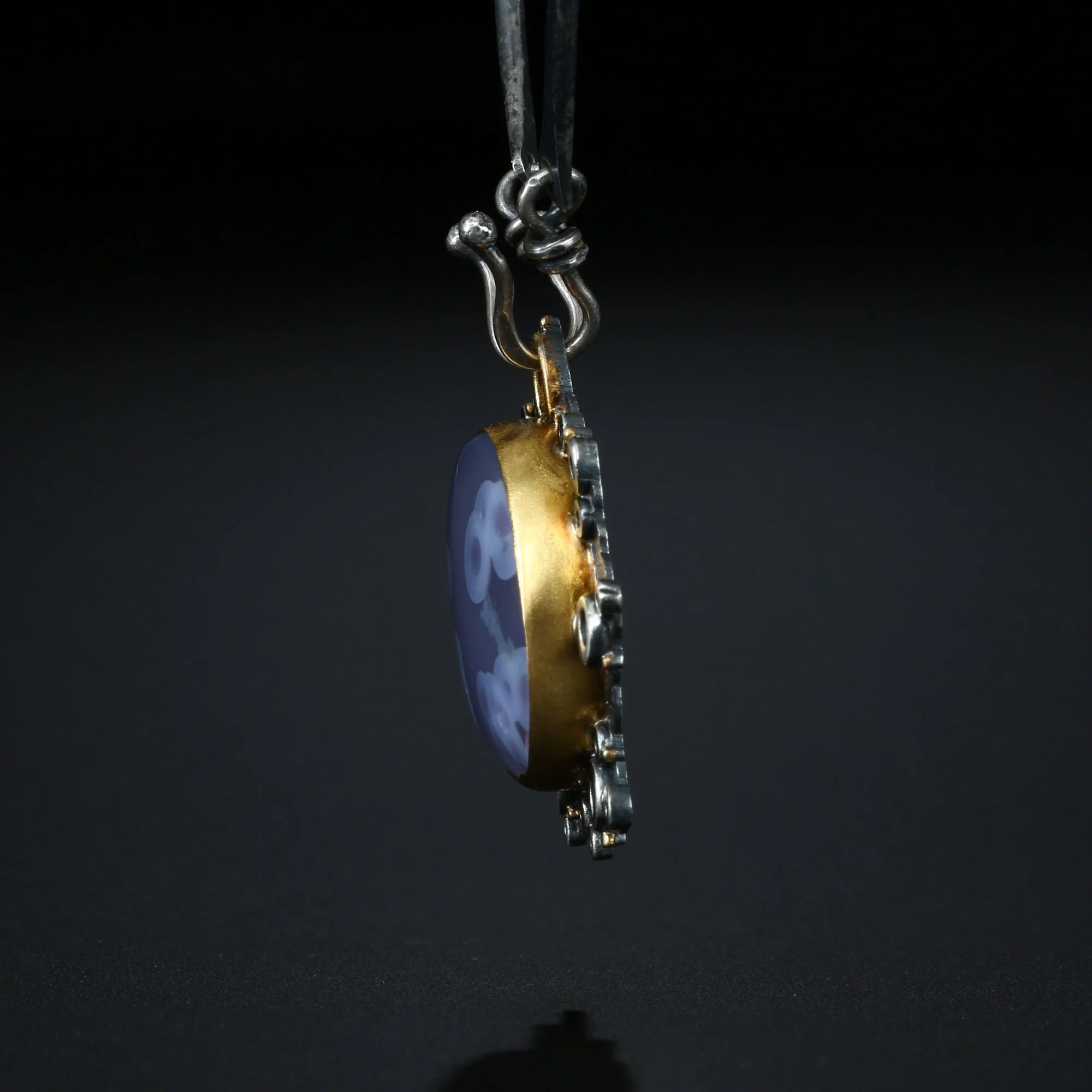 chalcedony-b.jpg