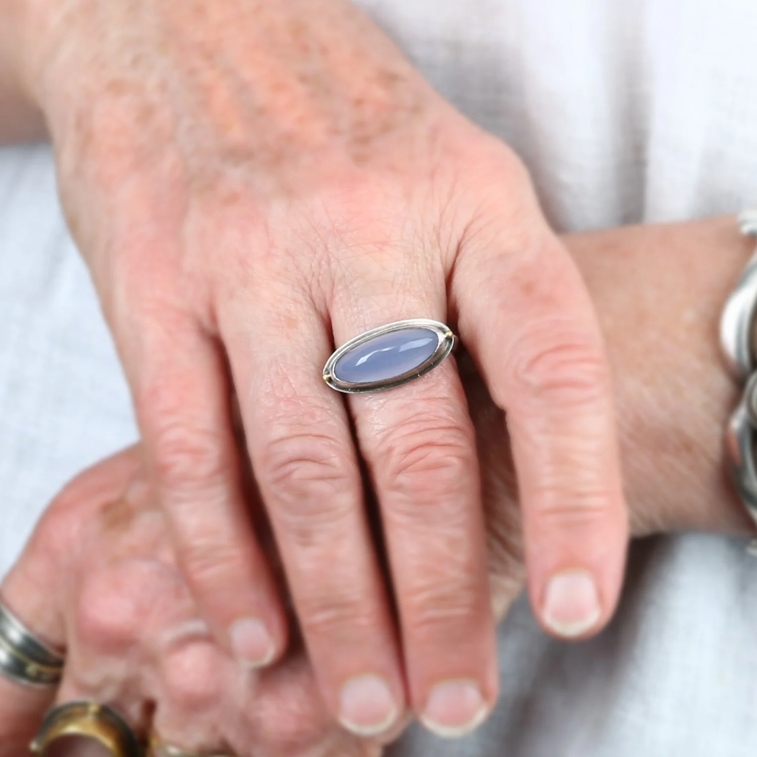 blue-chalcedony-e.jpg