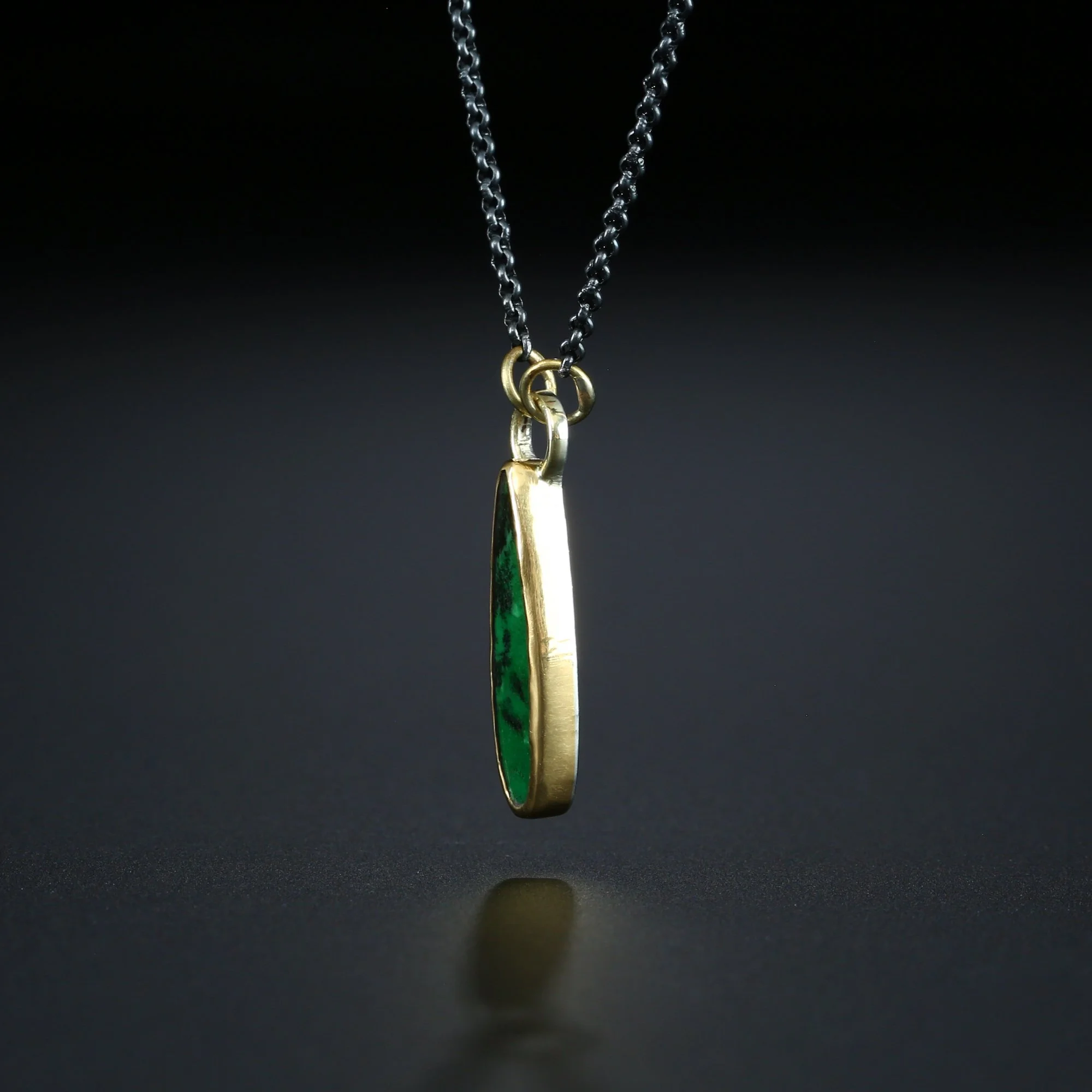 maw-sit-sit-necklace-b.jpg
