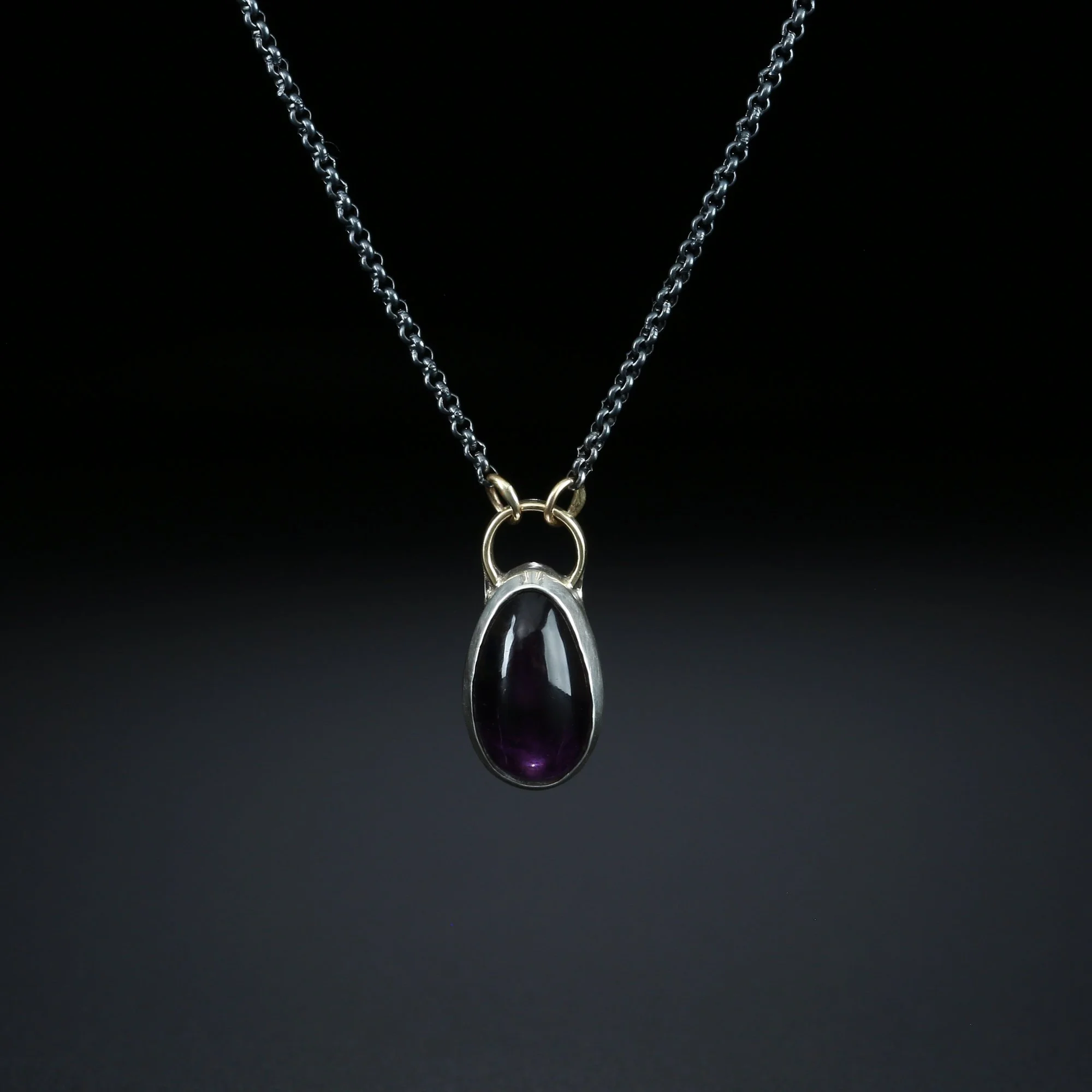 amethyst-necklace-a.jpg