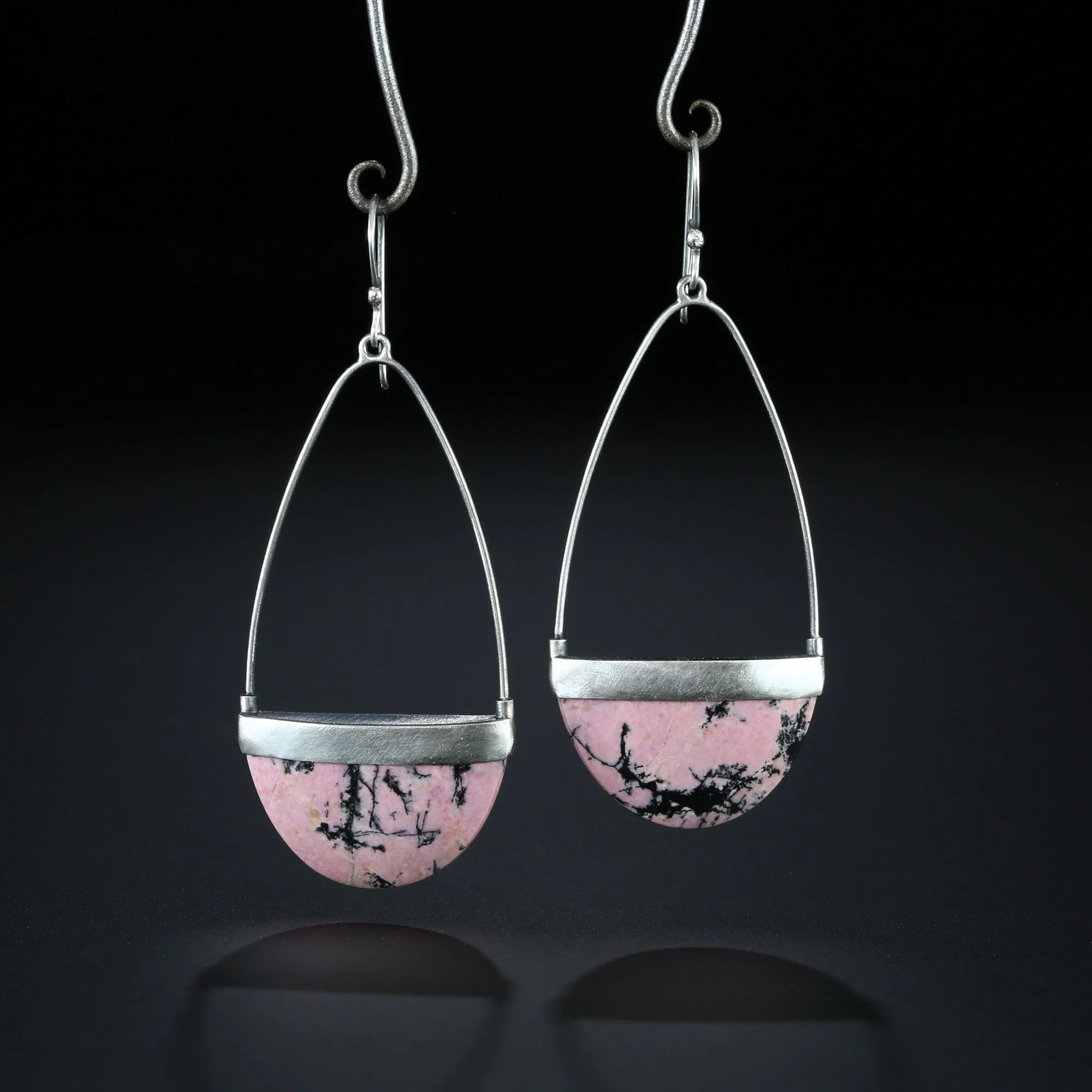rhodonite-a.jpg