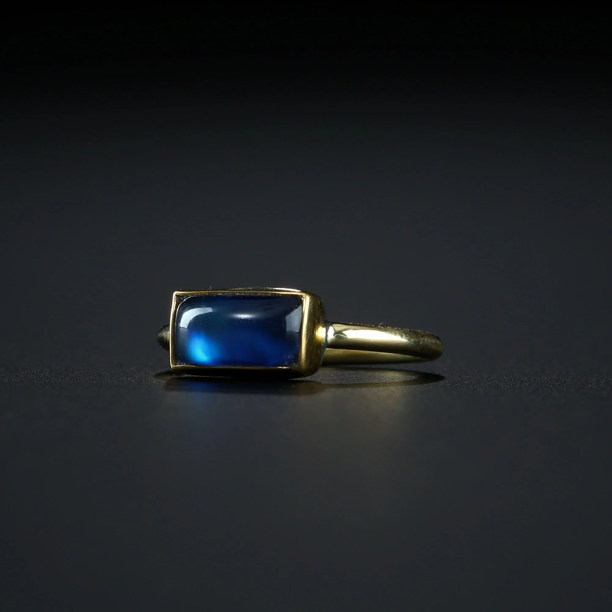 blue-moonstone-a.jpg
