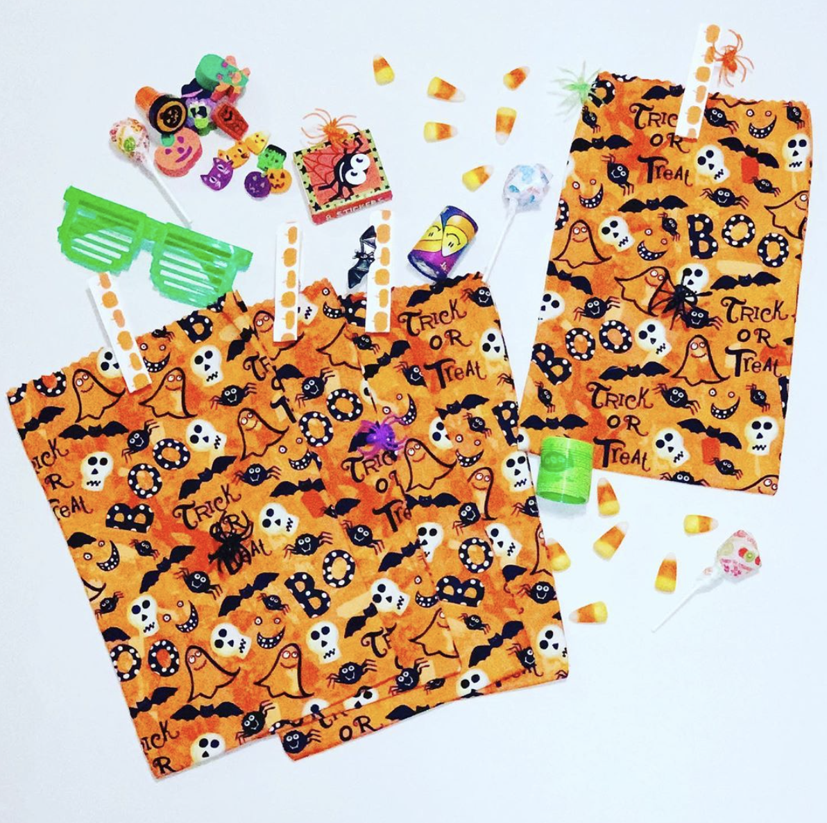 Halloween Boo DJ Sacks with Halloween Clothes Pin $4.00