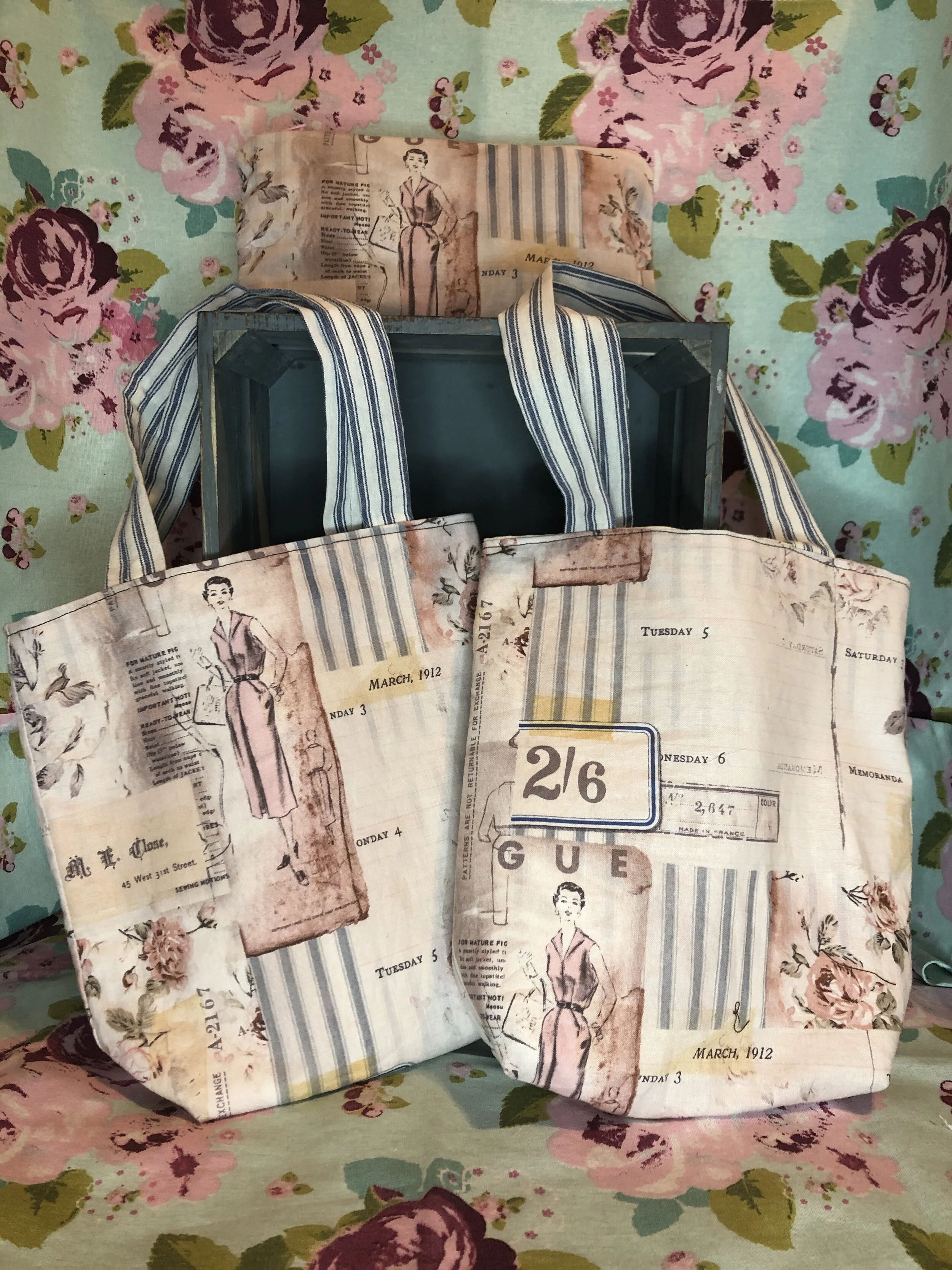 Vintage Roses Britney Bag  $20.00/Beverley Pencil Pouch $10.00 SOLD OUT