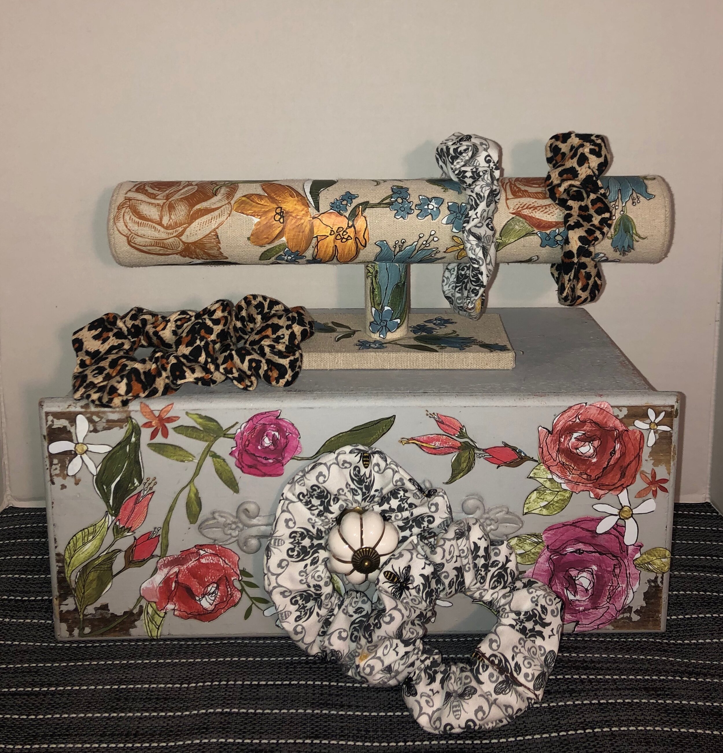 Hair Scrunchies - Leopard Print and Queen Bees $1.00