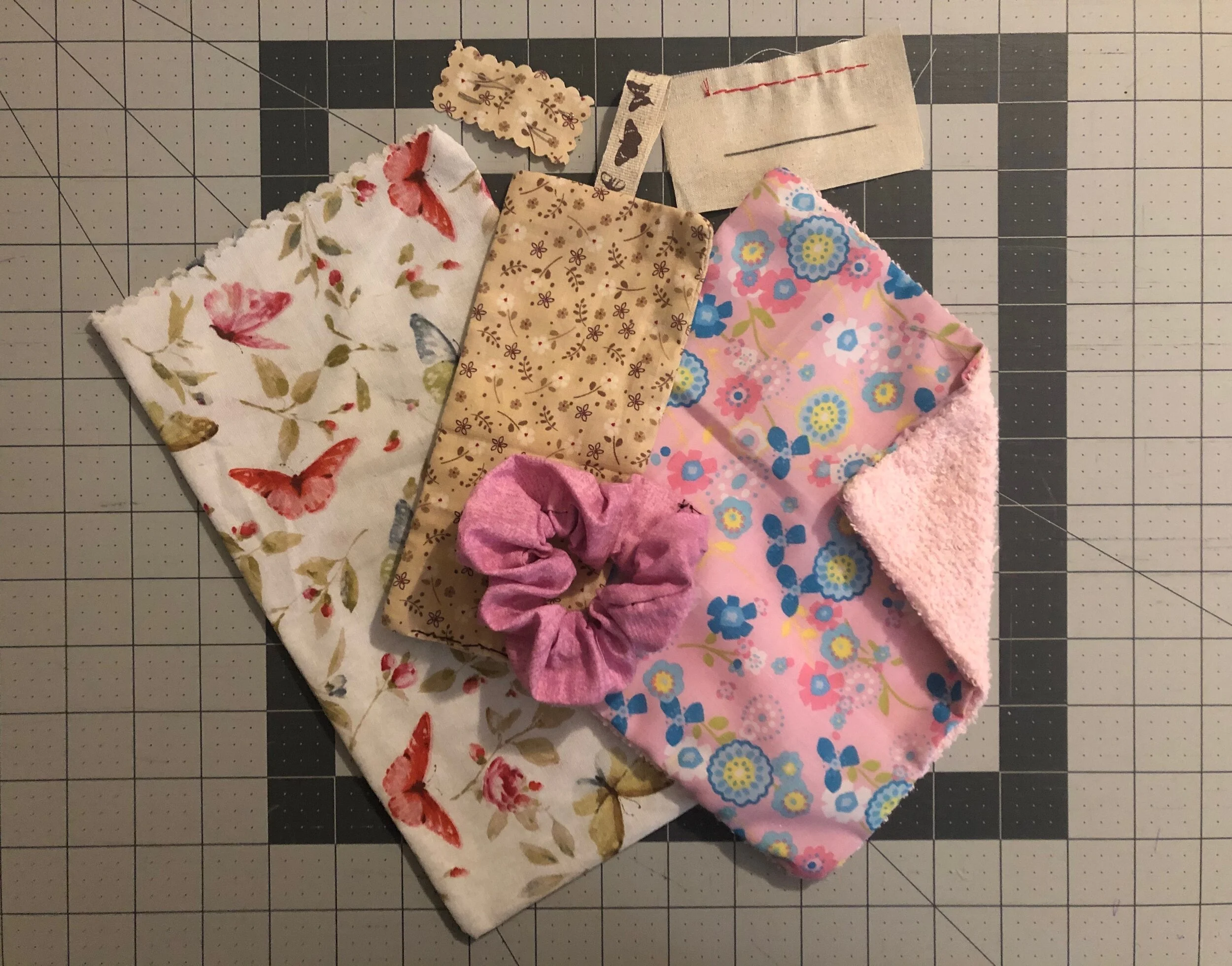  Avery's Nest Florals &amp; Butterflies Sewing Kit $35.00